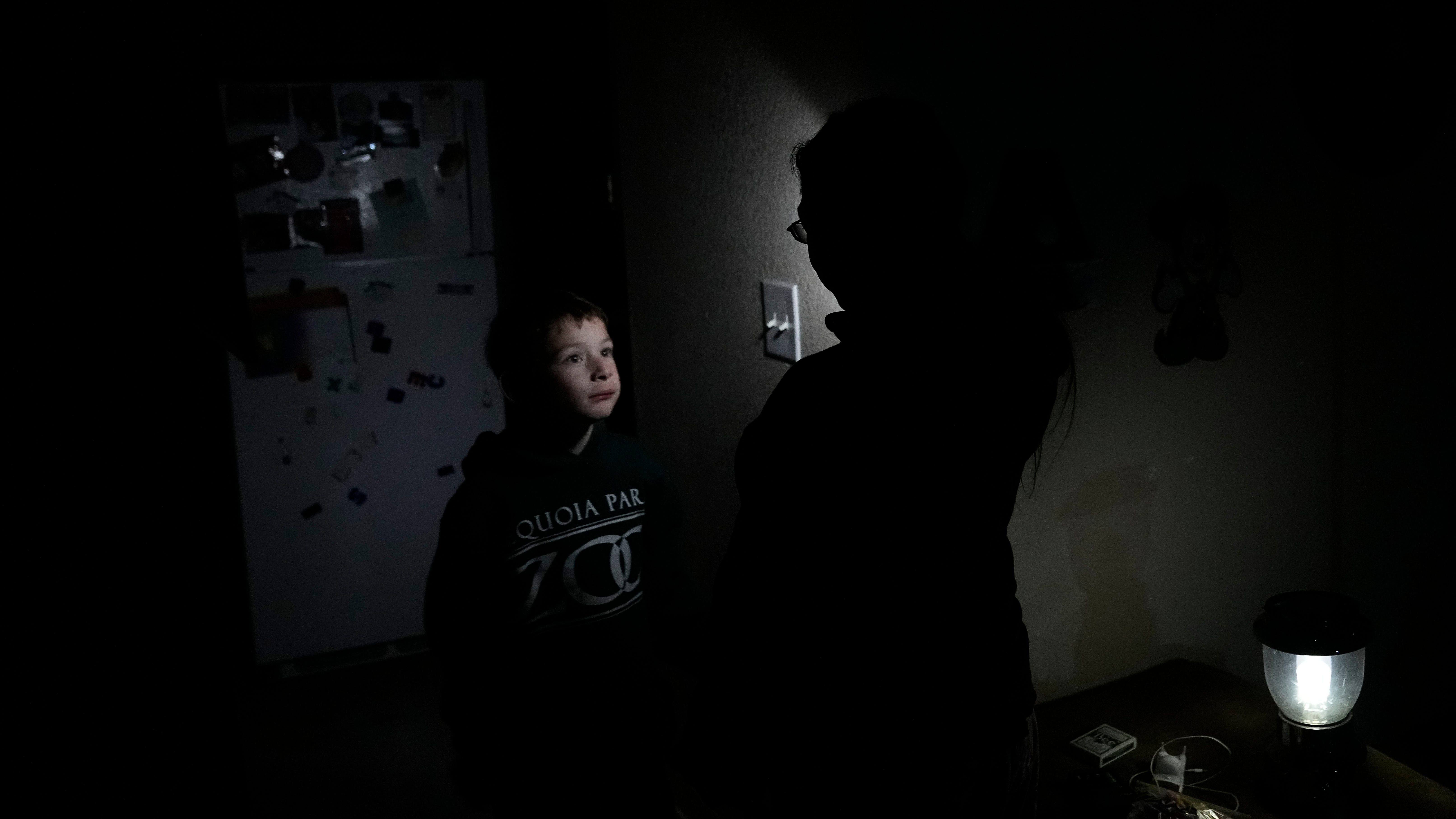 Communities still without power after California earthquake