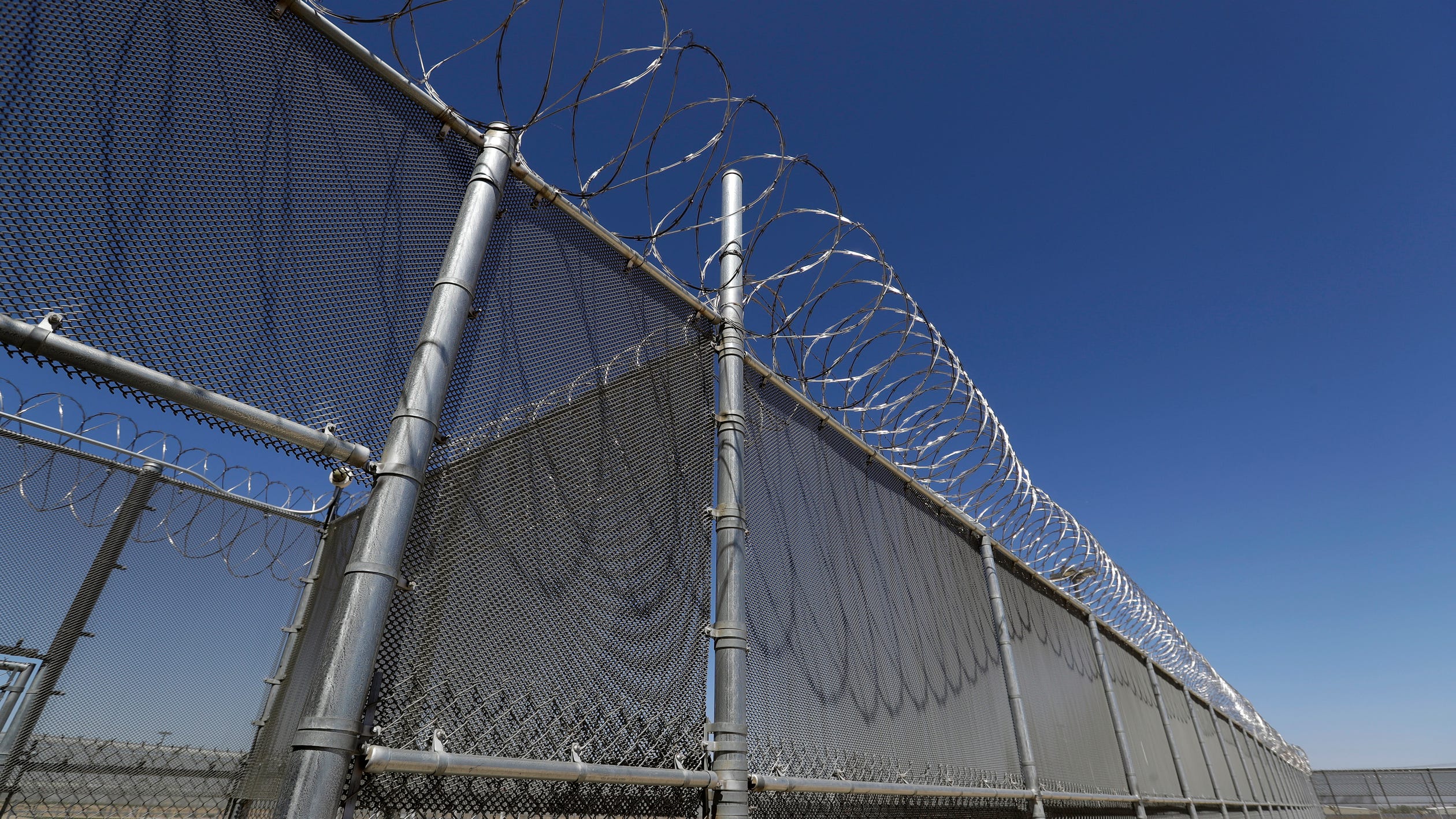 California asks review of order tossing ban on private jails