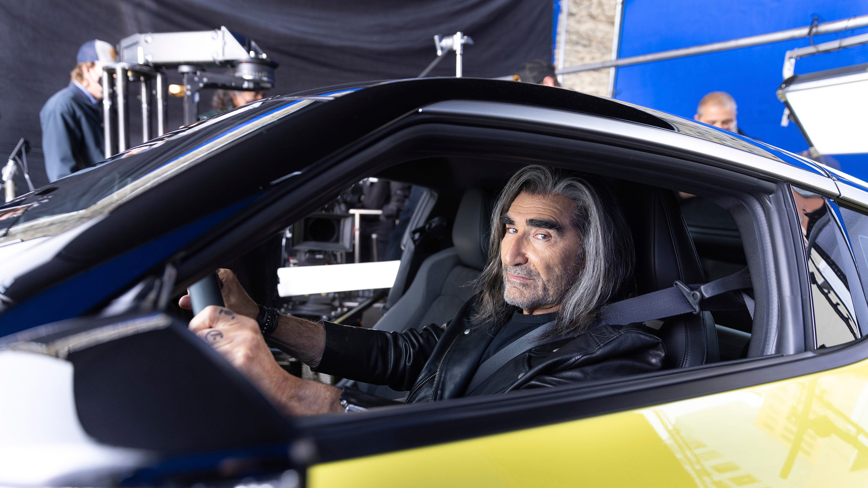 Super Bowl ads look toward the future — and the past