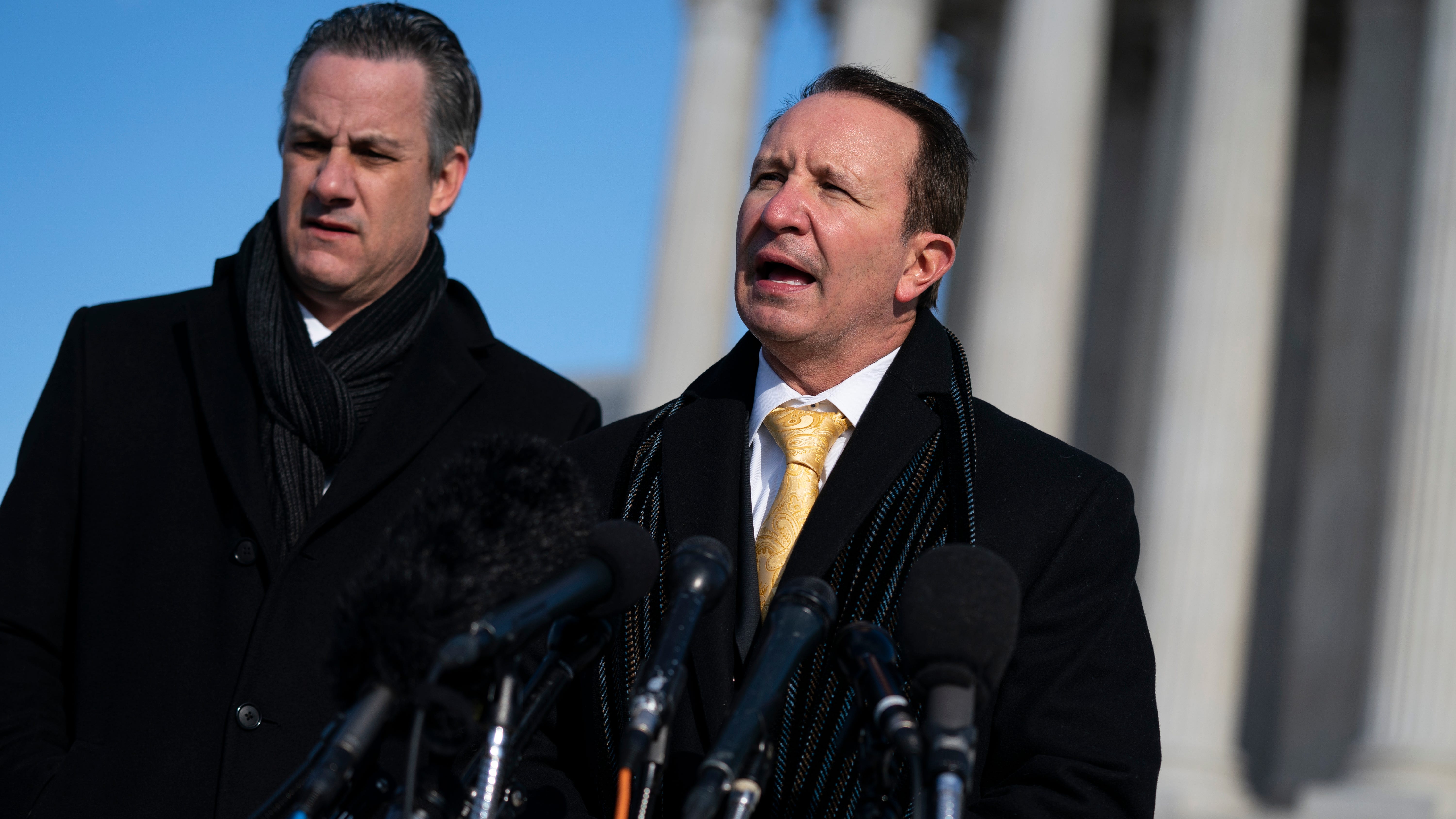 Supreme Court skeptical of Biden's workplace vaccine rule 
