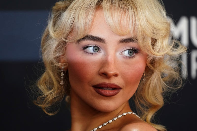 Sabrina Carpenter Trump