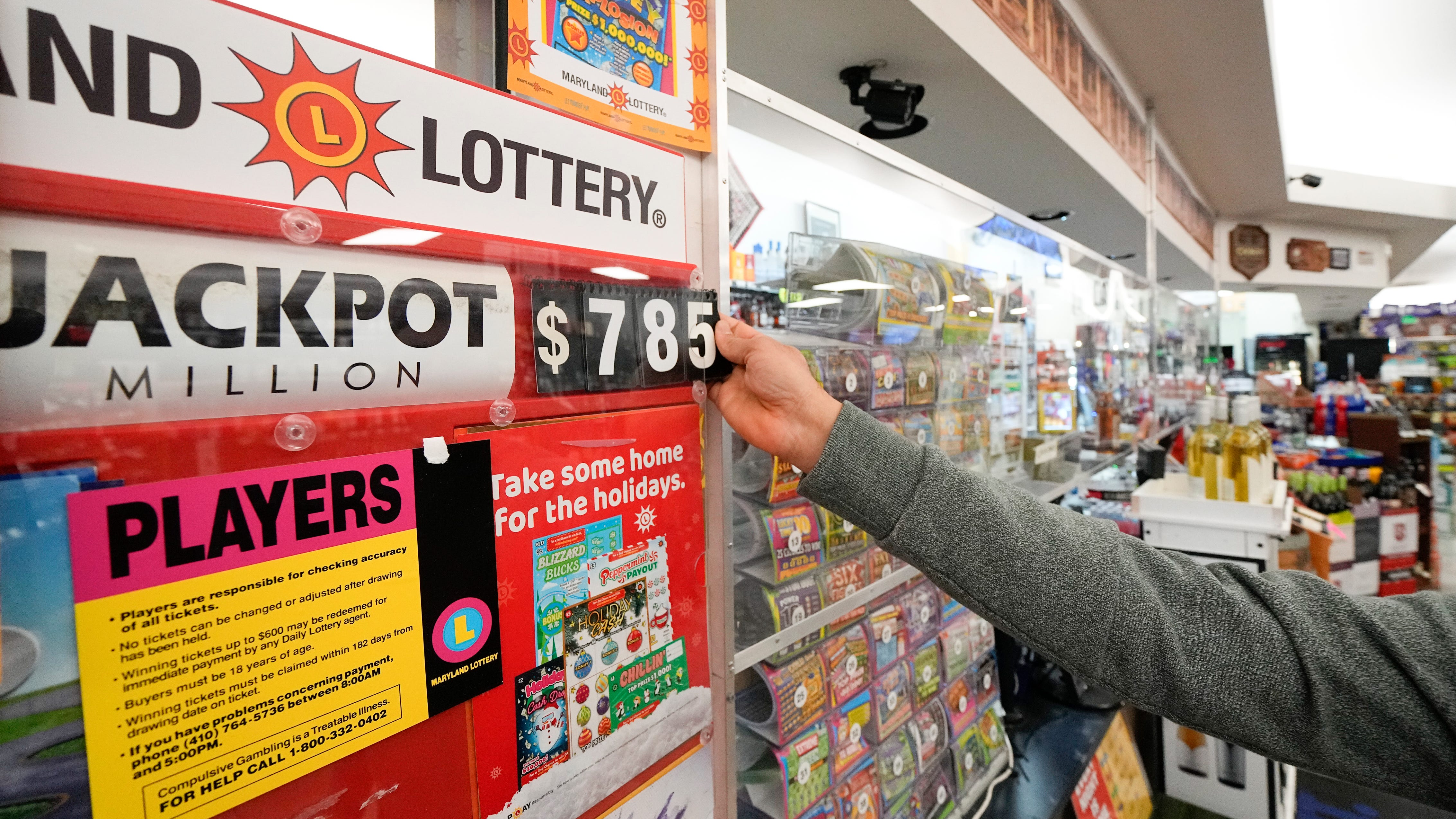 $940M Mega Millions prize just latest of massive jackpots