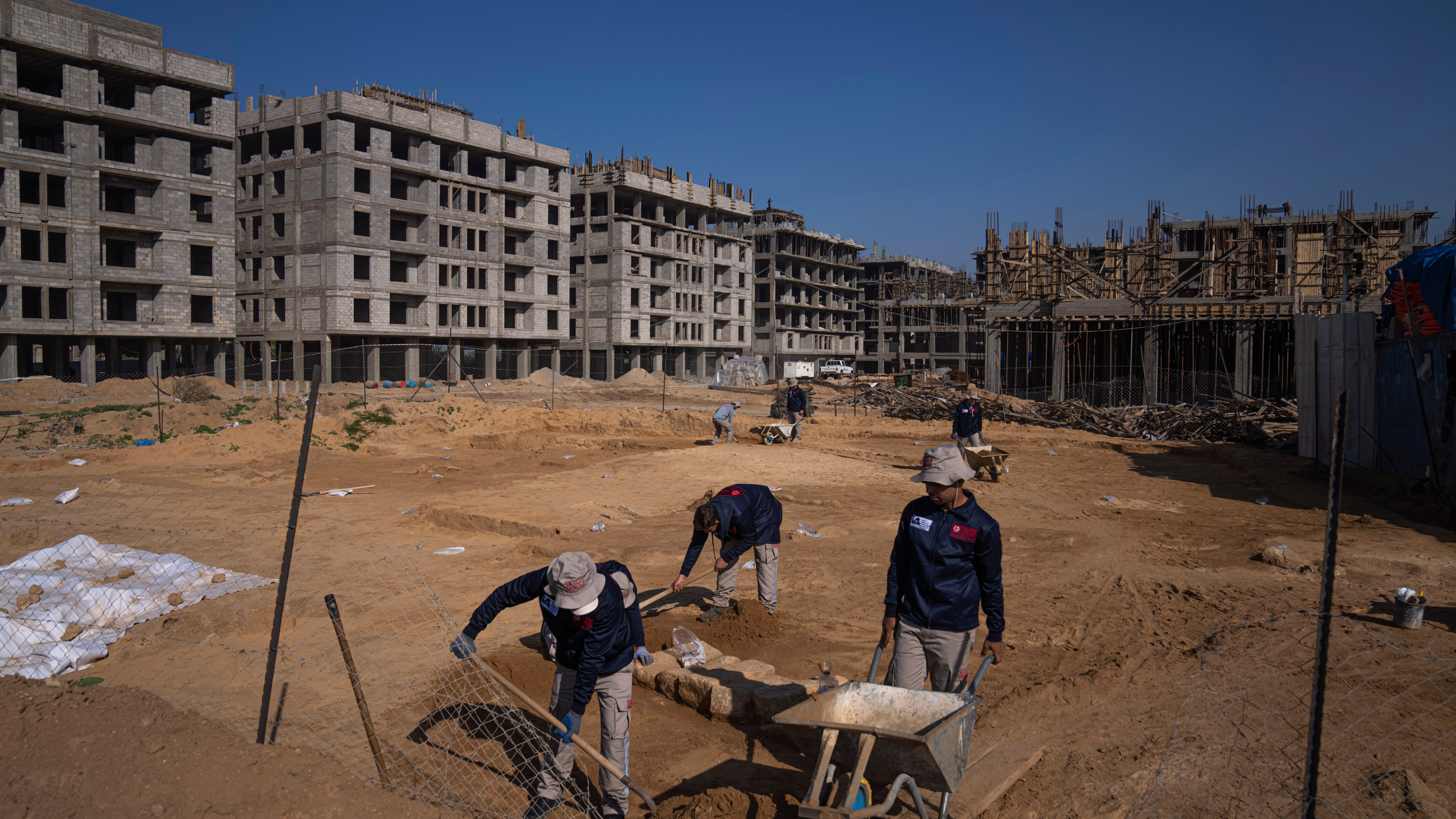 Gaza authorities discover over 60 Roman era graves