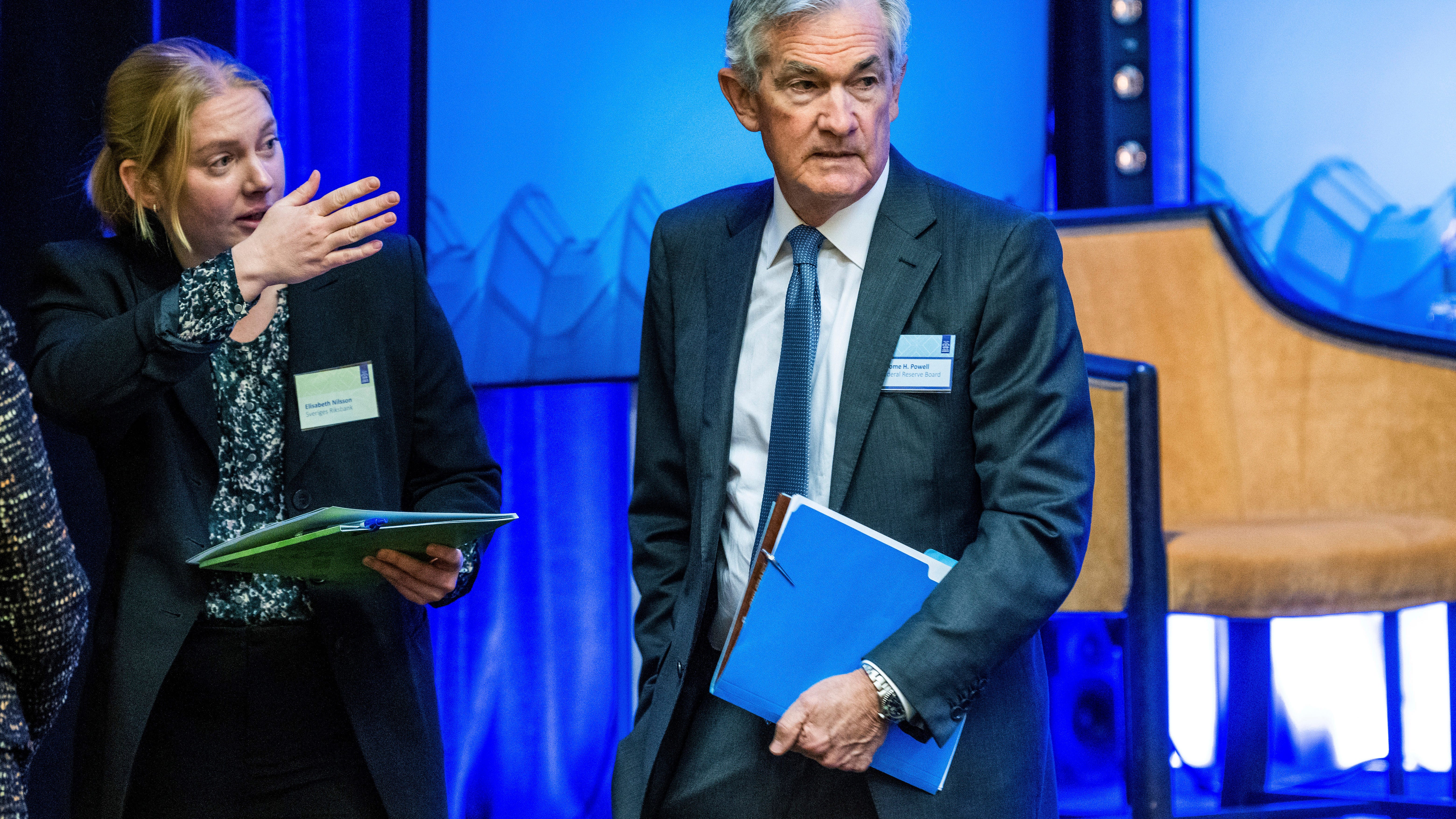 Powell: Fed has only narrow role to play on climate change