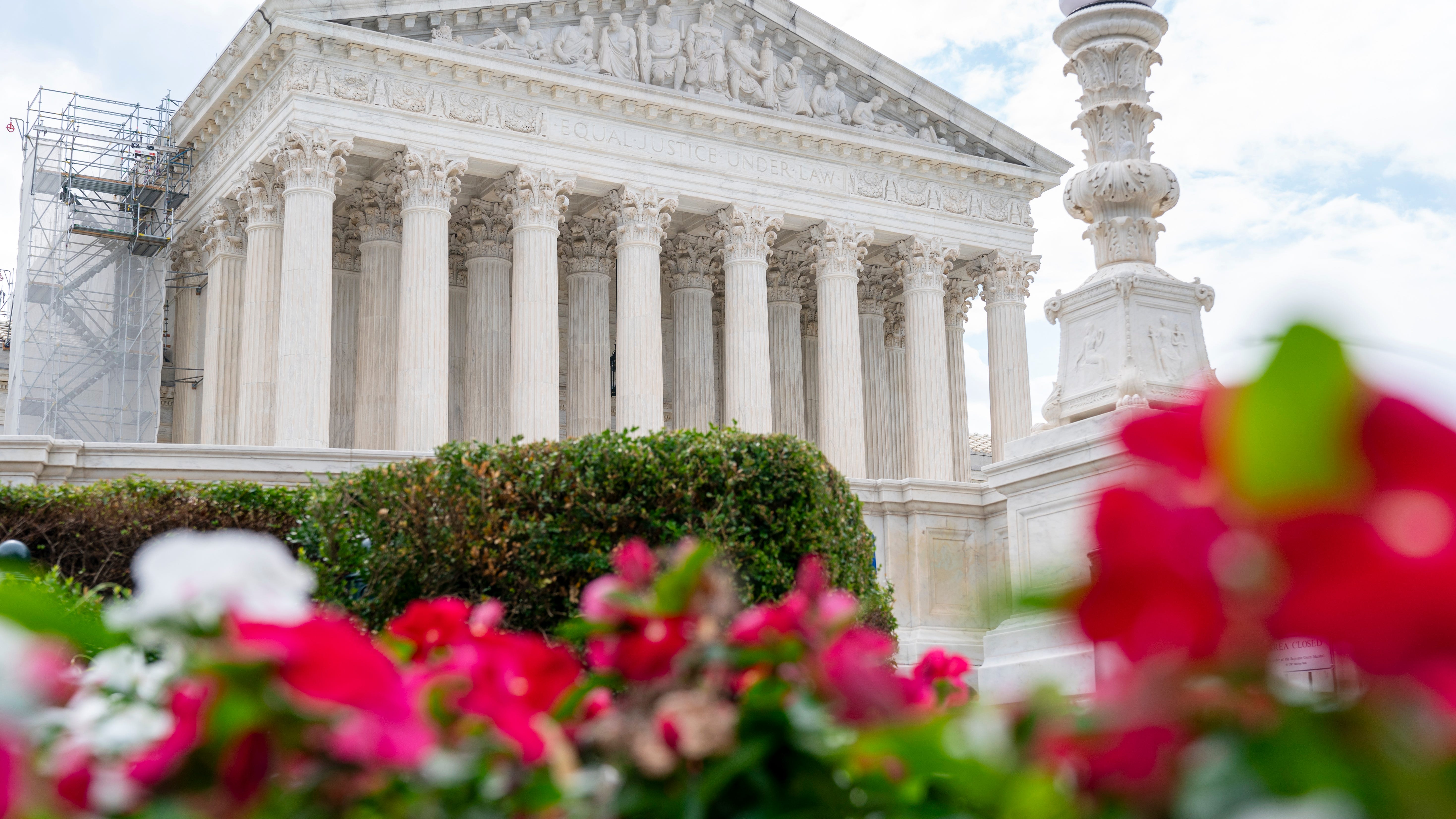 Supreme Court rejects novel legislative theory but leaves a door open for 2024 election challenges
