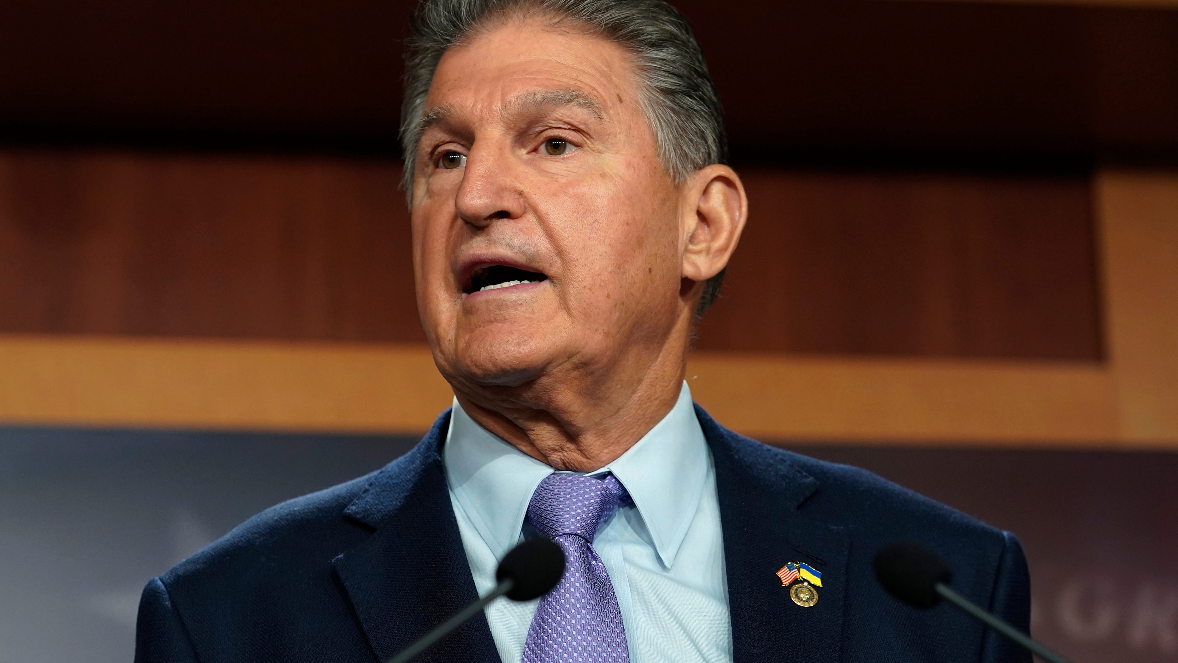 Manchin: Biden's coal comments are 'divorced from reality'