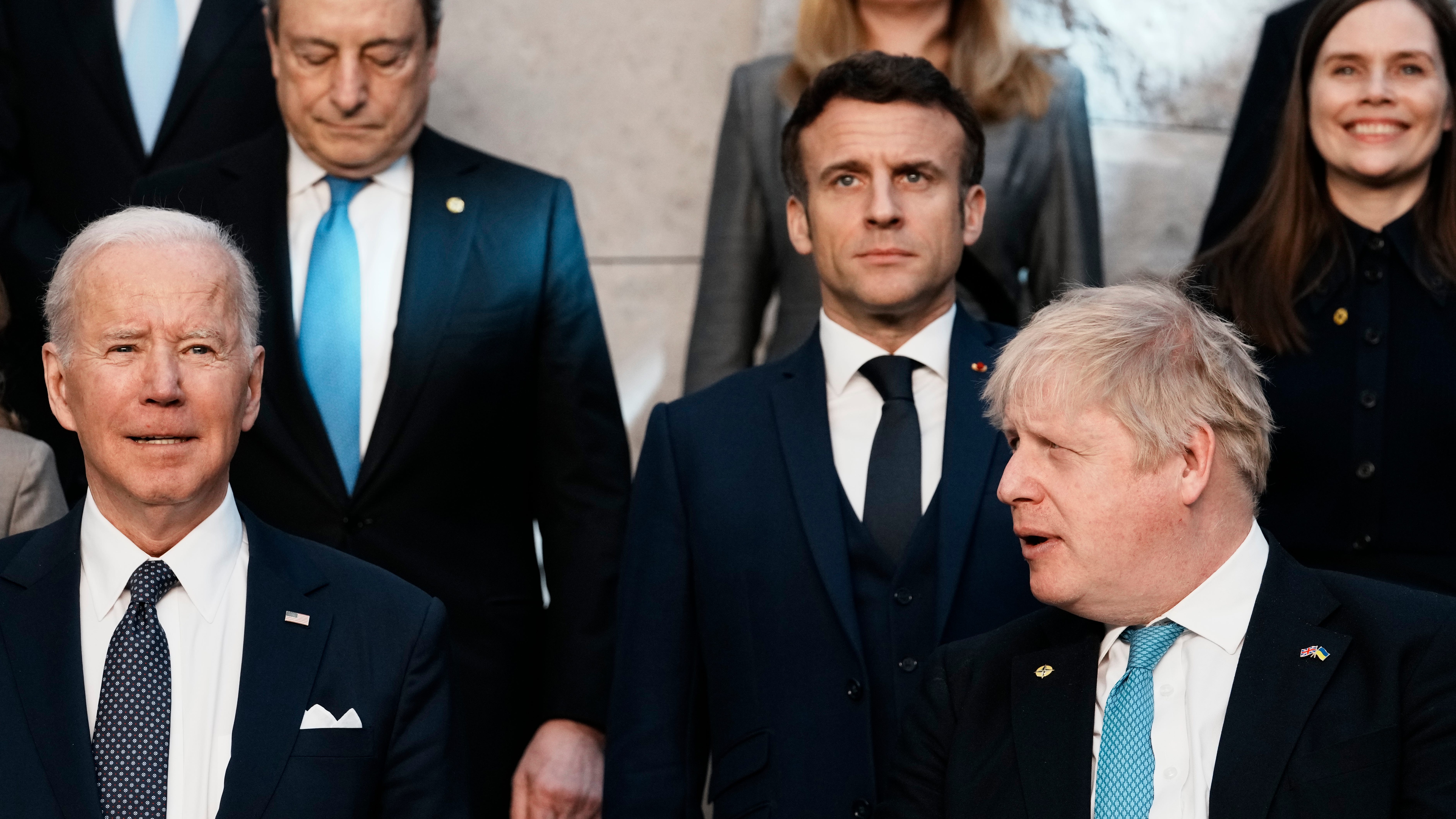US to expand Russia sanctions, accept 100K Ukraine refugees
