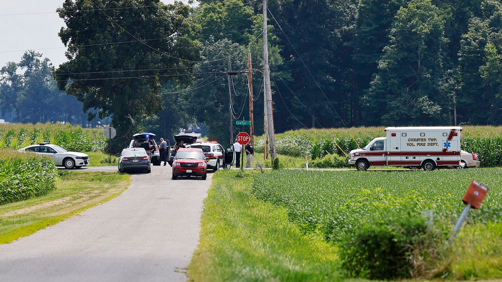 Armed man tries to breach FBI office, is injured in standoff