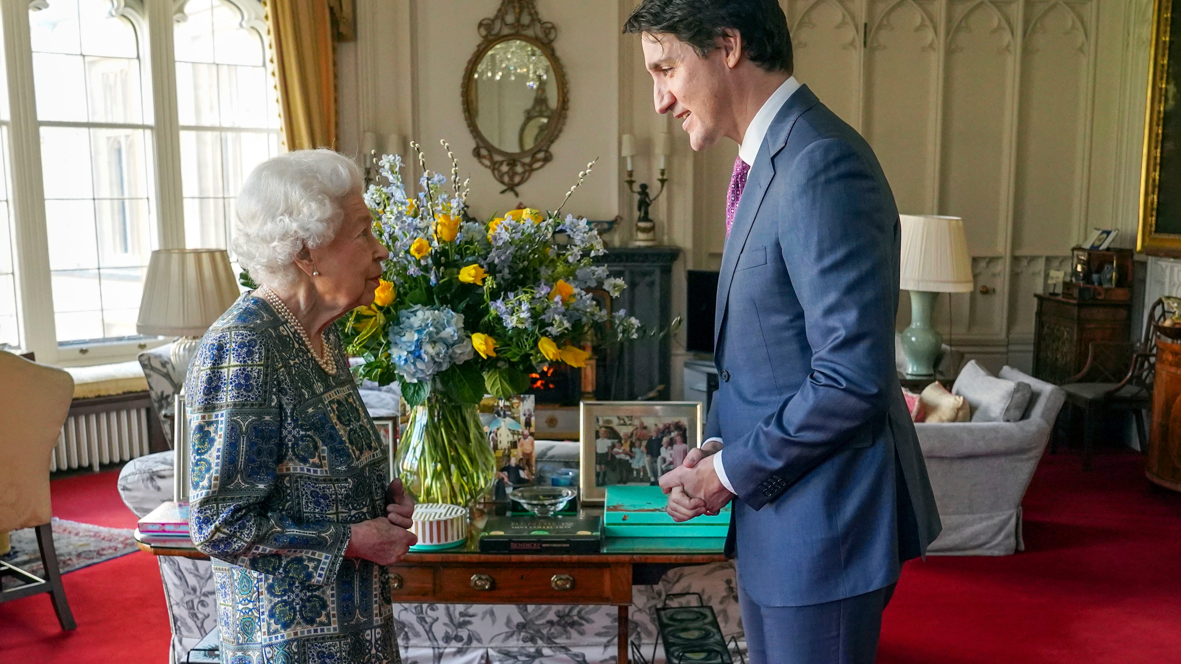 Queen hosts Trudeau in 1st in-person engagement since COVID
