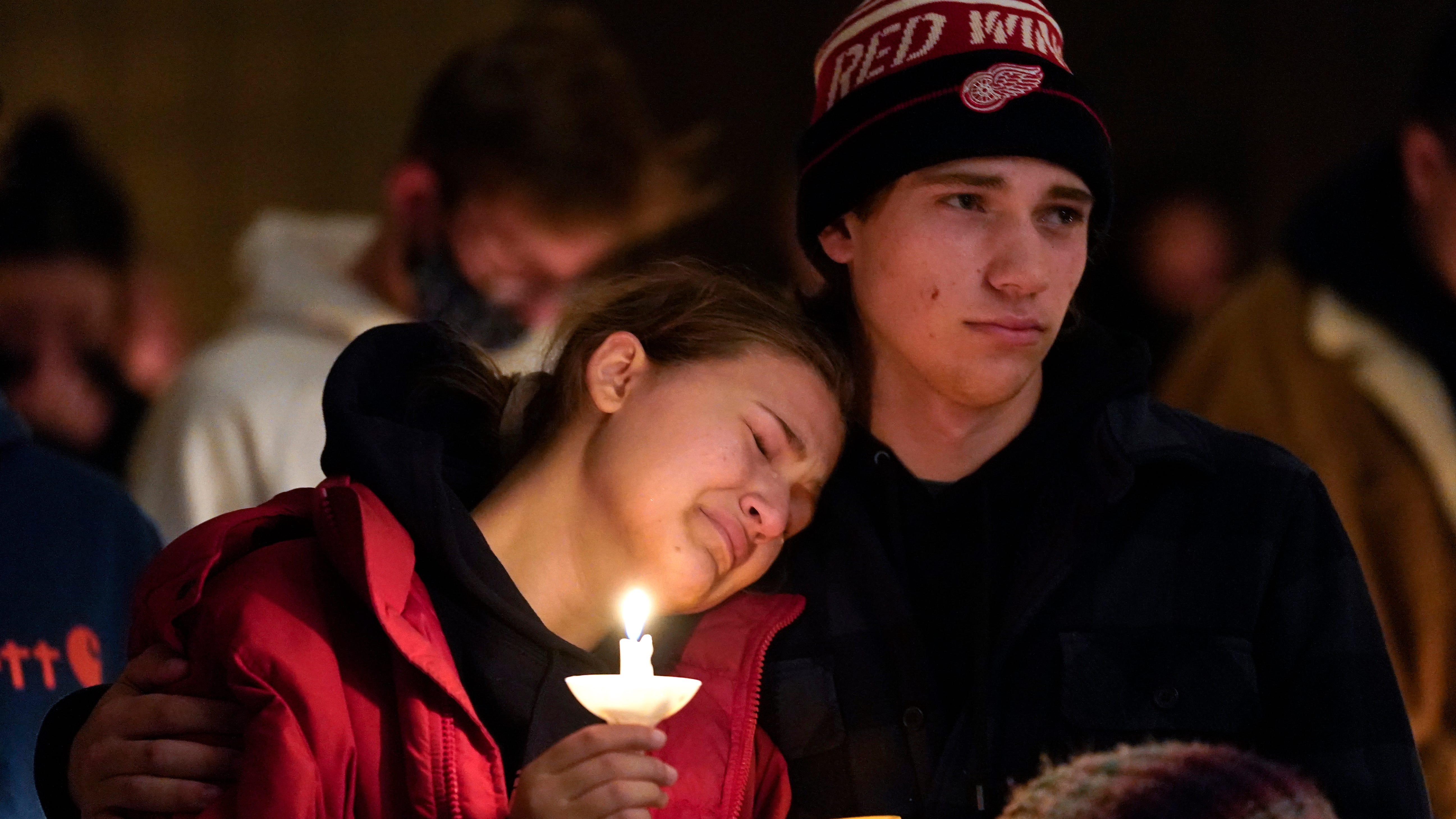 Student kills 3, wounds 8 at Oxford High School in Michigan