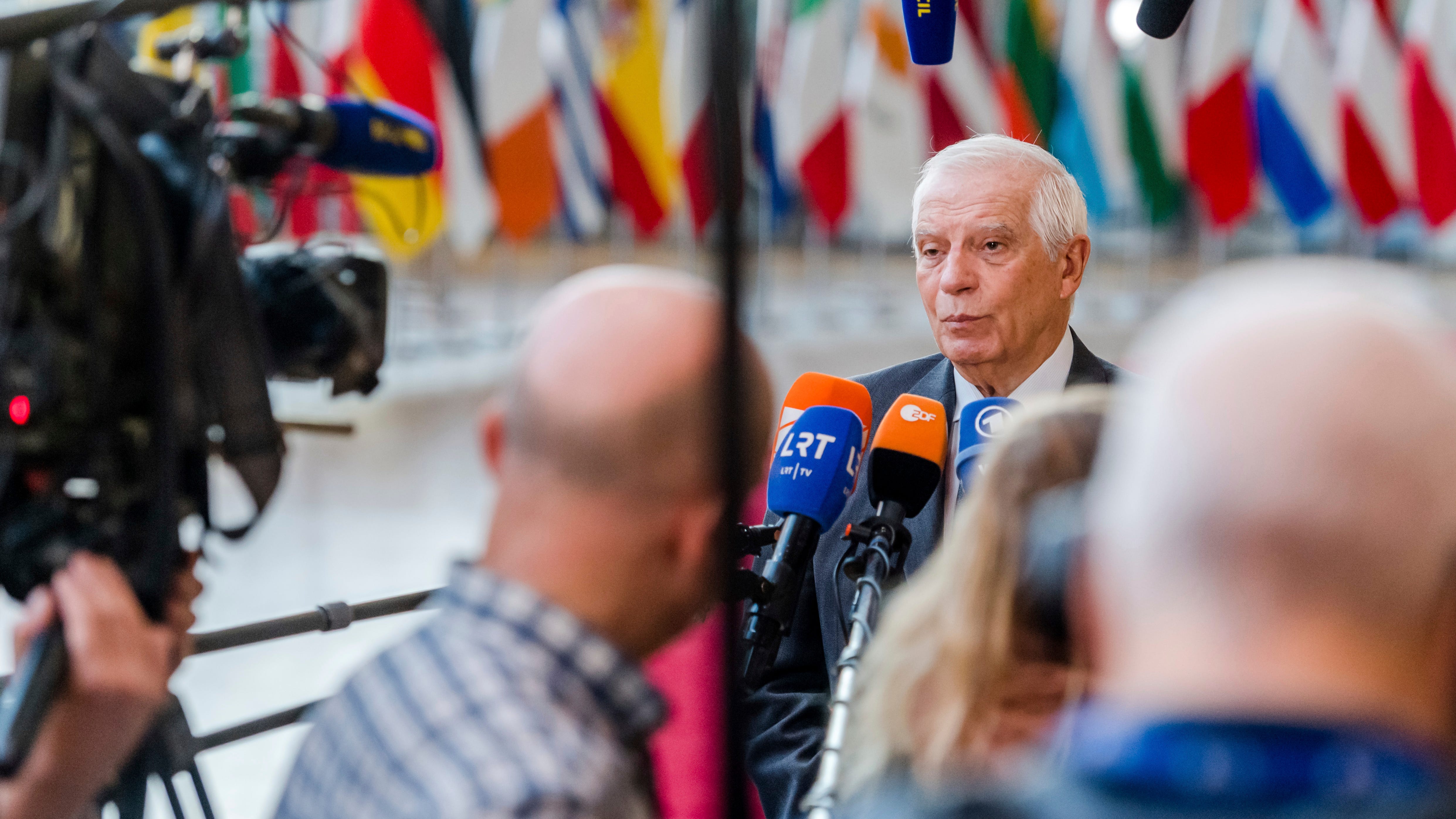 EU warns Serbia, Kosovo against returning to the past