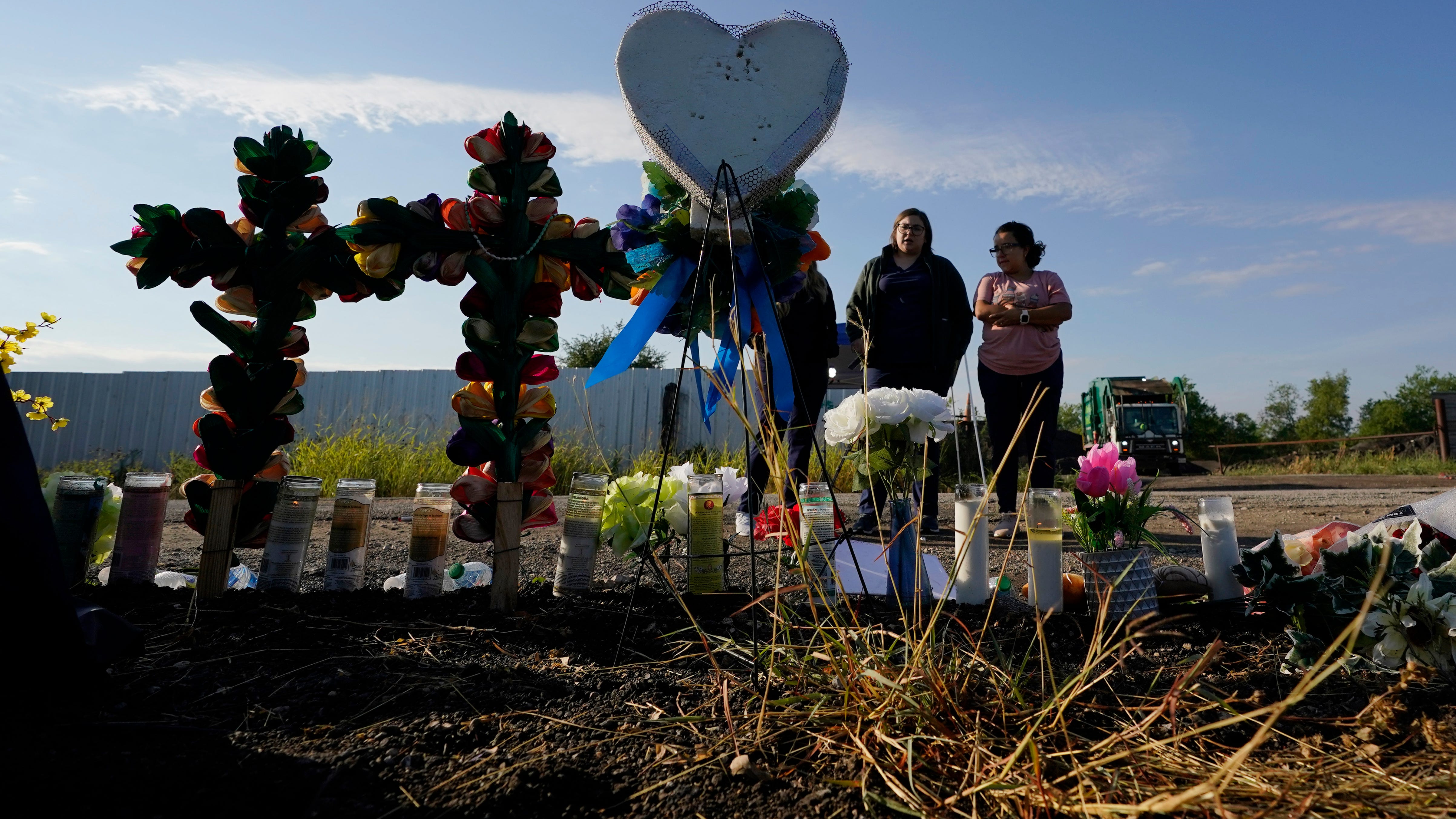 Mexican migrant in Texas tragedy hoped to reach kin in Ohio