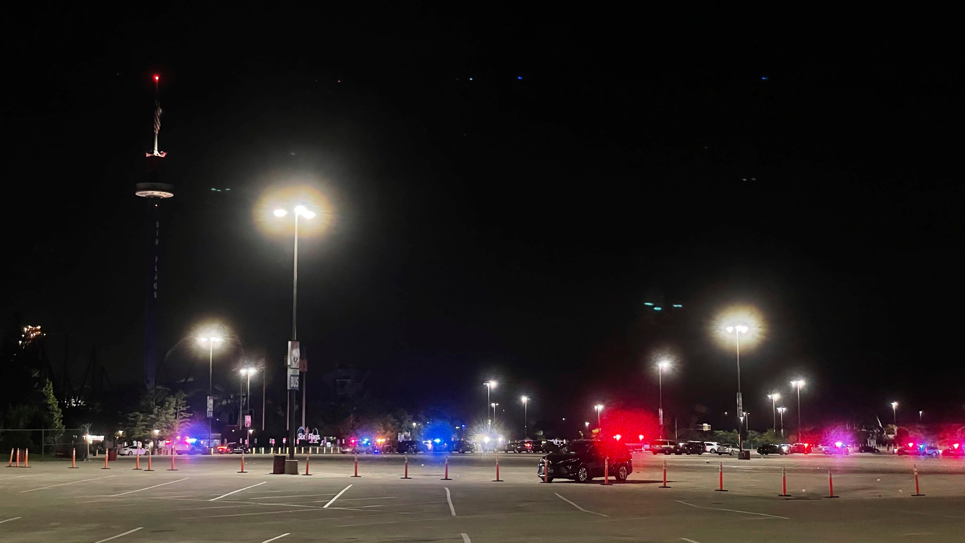 Six Flags amusement park shooting near Chicago leaves 3 hurt