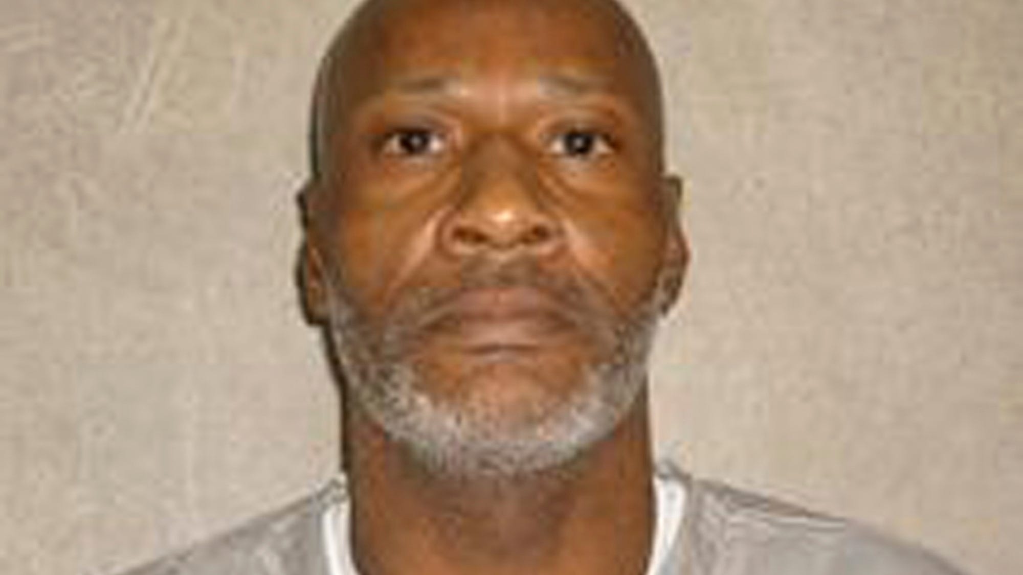 Oklahoma executes inmate who dies vomiting and convulsing