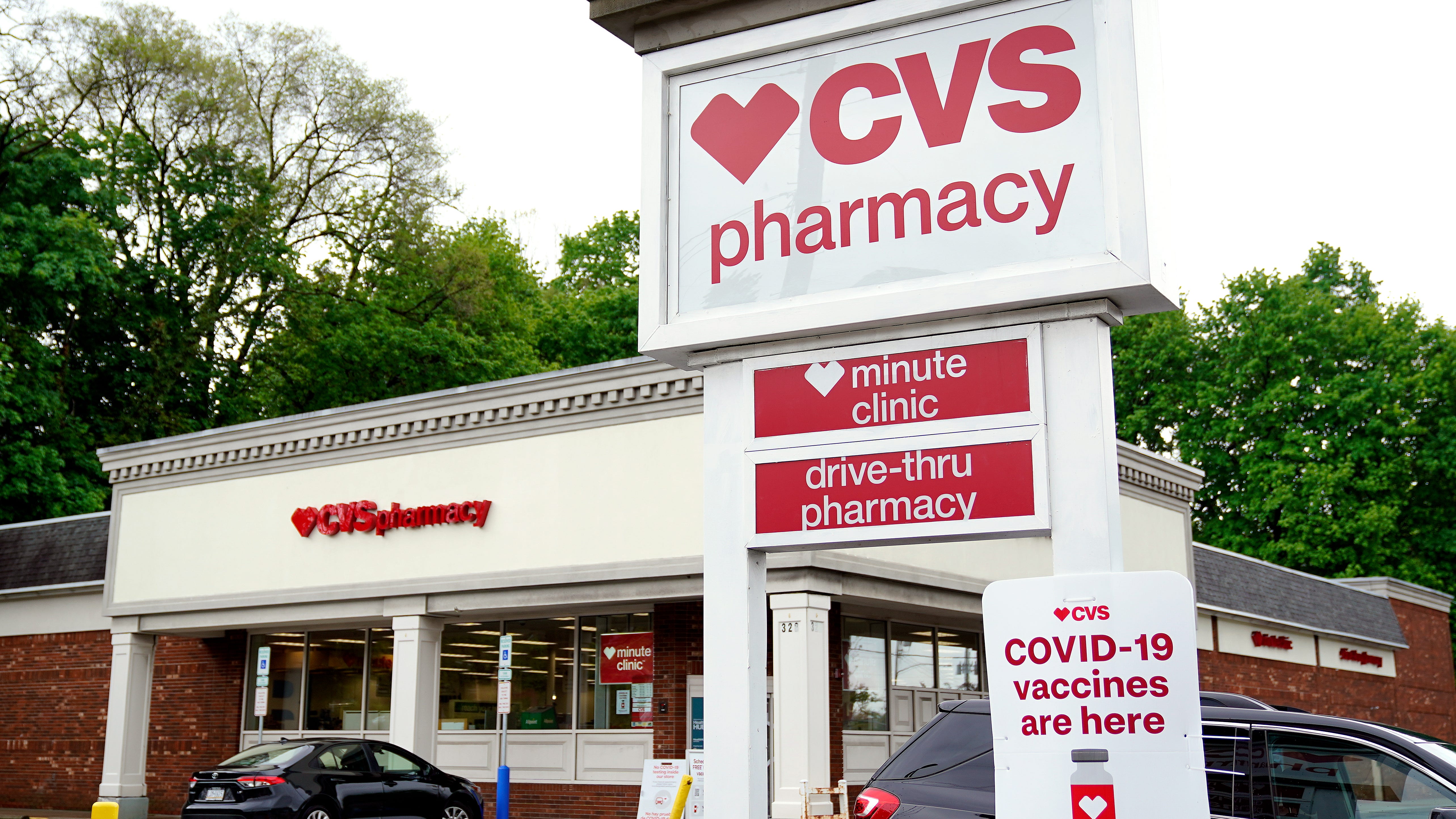 CVS Health to close hundreds of drugstores over next 3 years