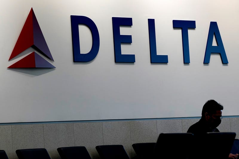 DELTA-CHOQUE DE AVIONES
