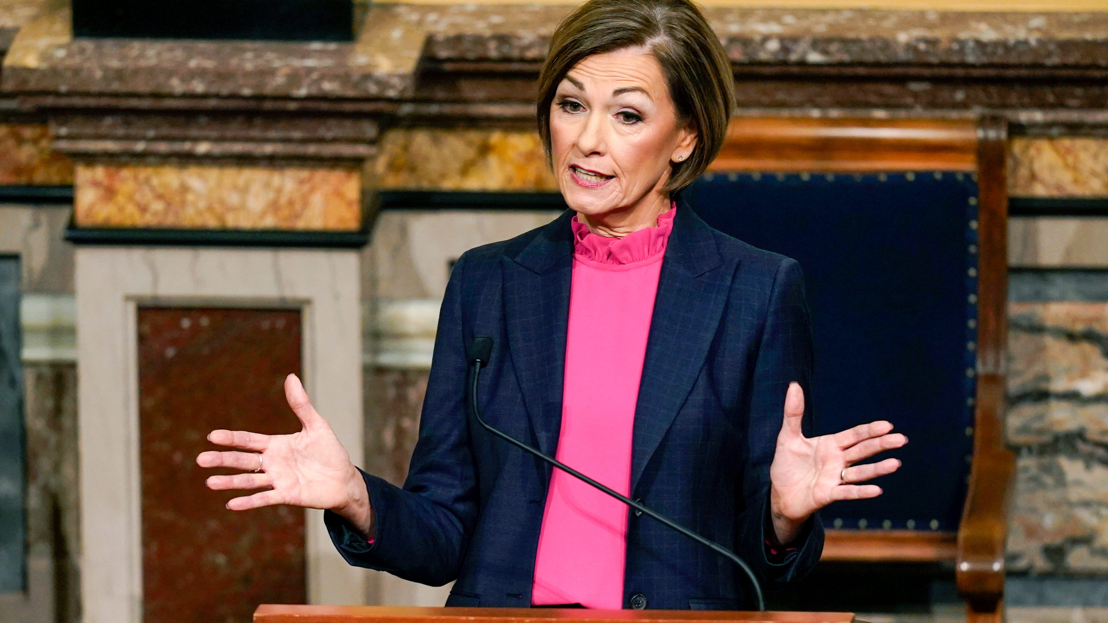 Iowa governor swipes at Biden leadership in GOP rebuttal