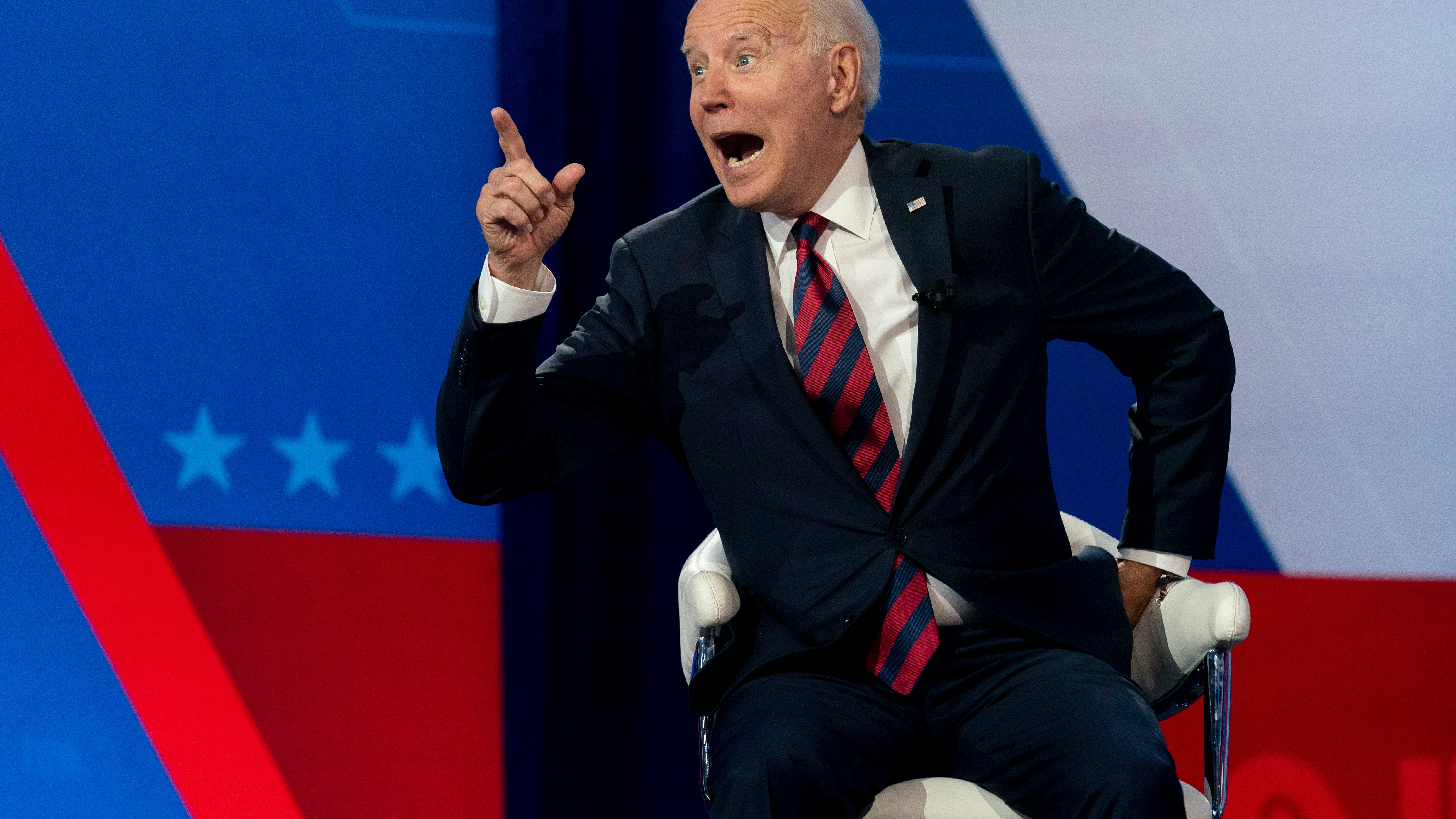 Biden says getting vaccinated 'gigantically important' 