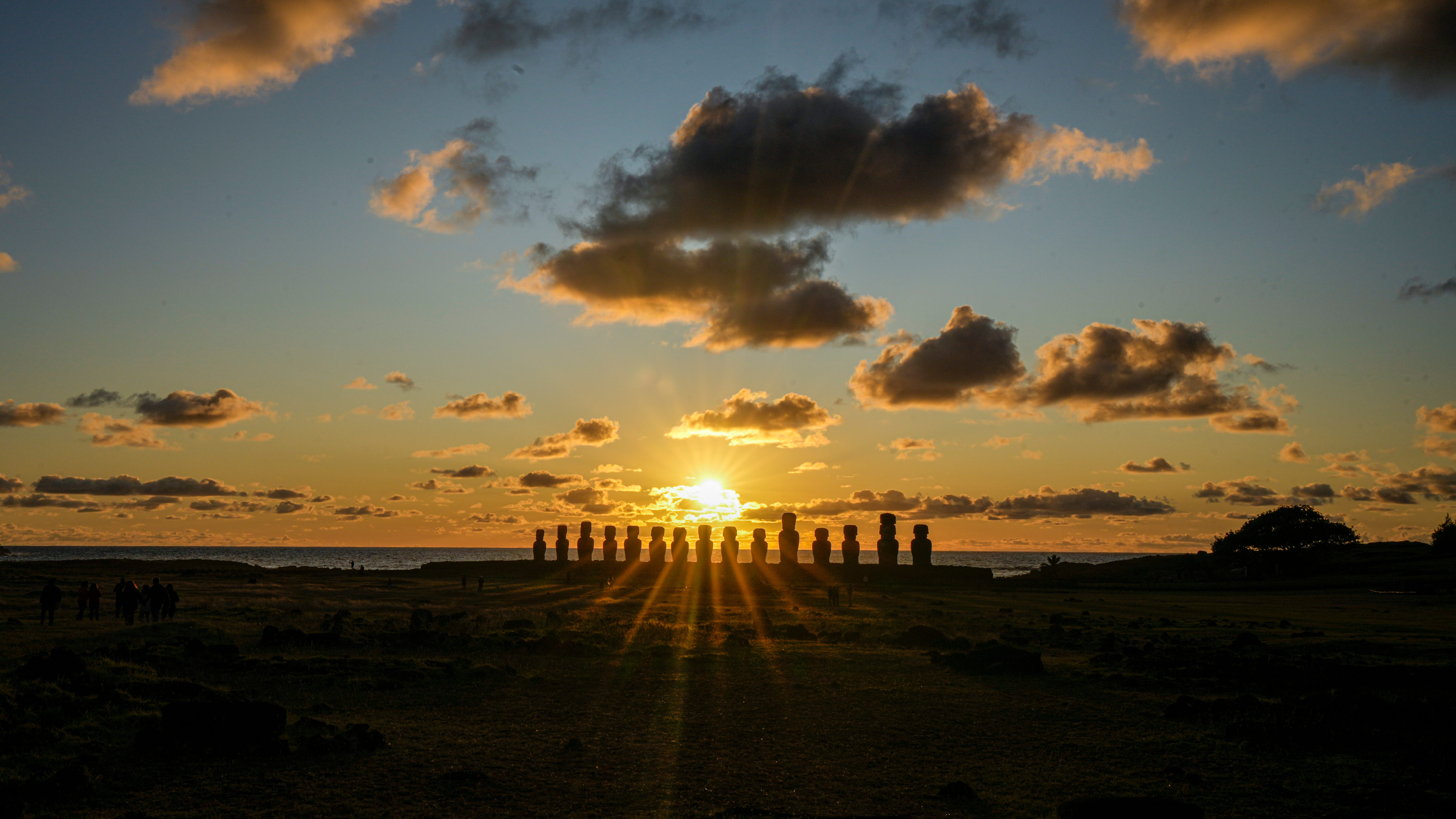 Easter Island rebounds from wildfire that singed its statues