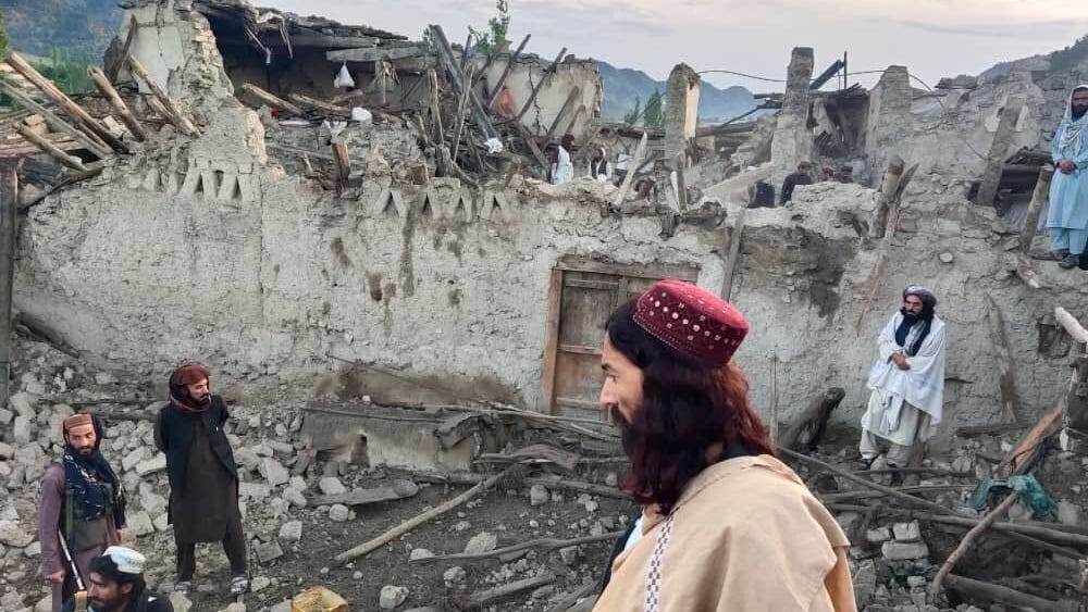 Afghanistan quake kills 1,000 people, deadliest in decades