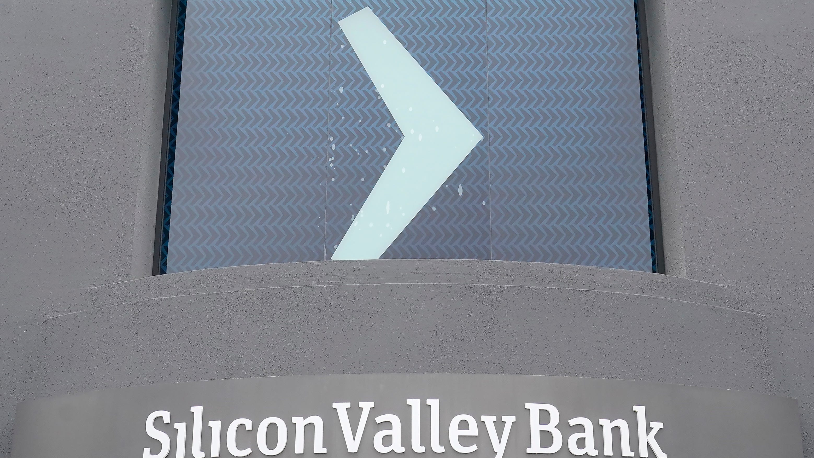 A major bank failed. Here’s why it’s not 2008 again