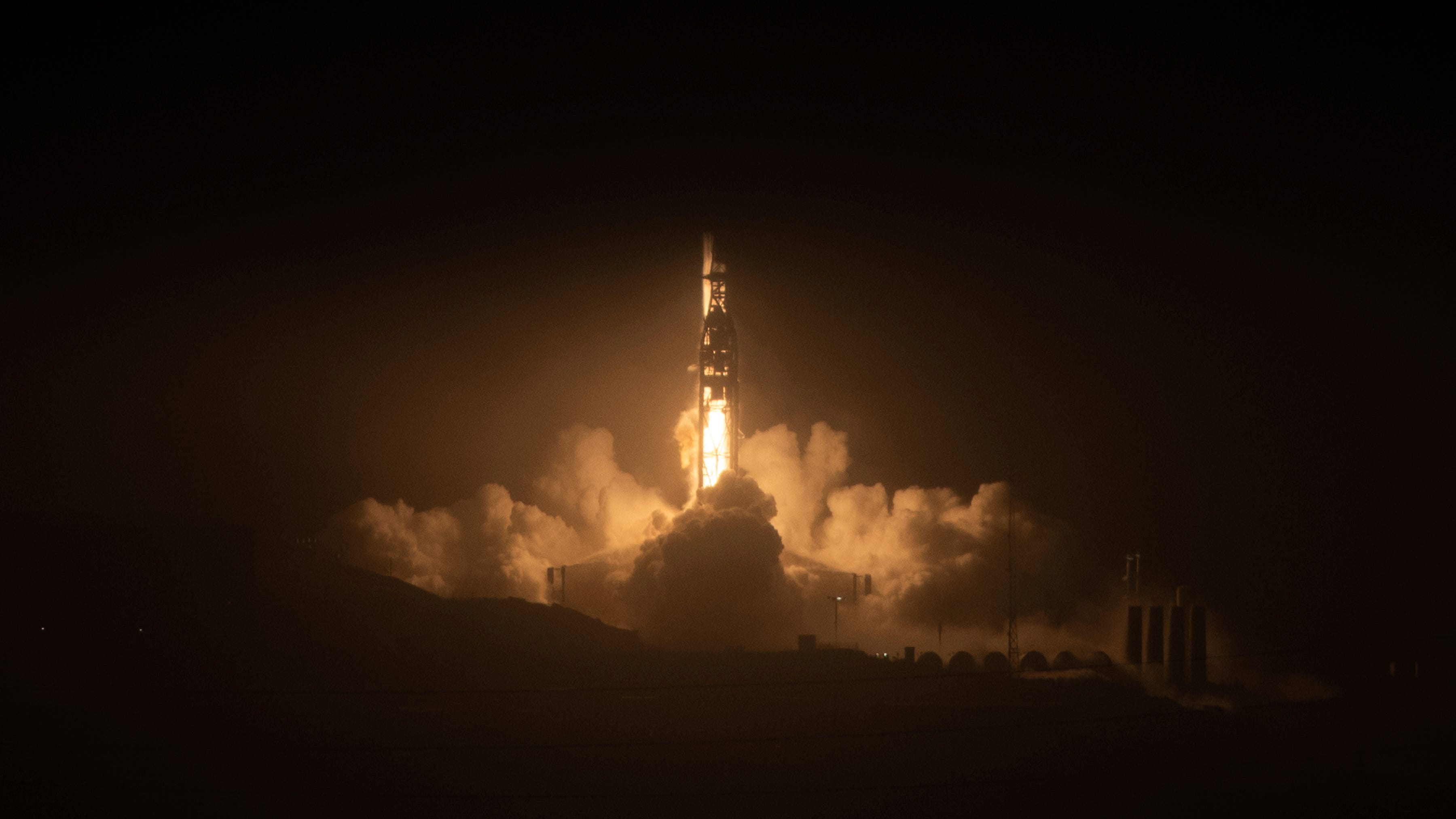 US intelligence satellite launched from California