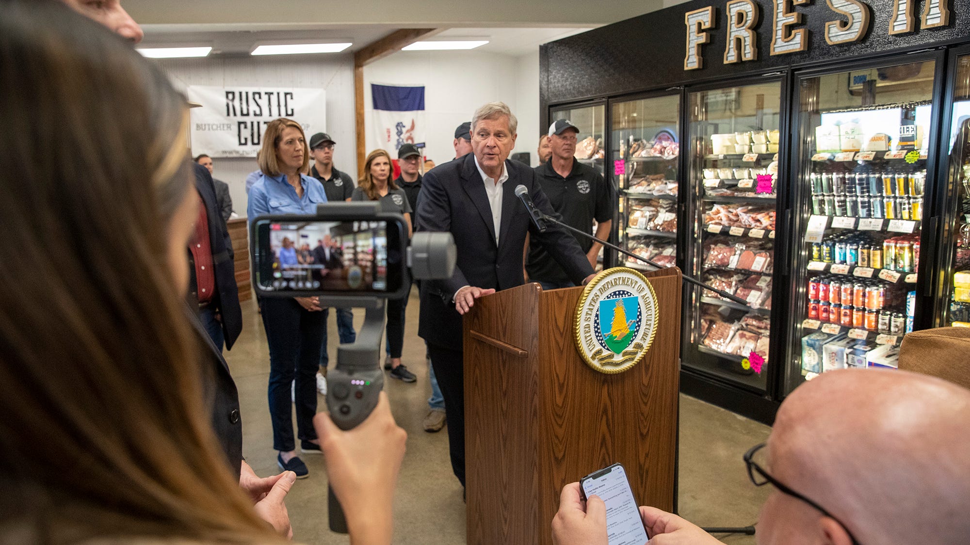 USDA unveils plan to help build small meat processing plants