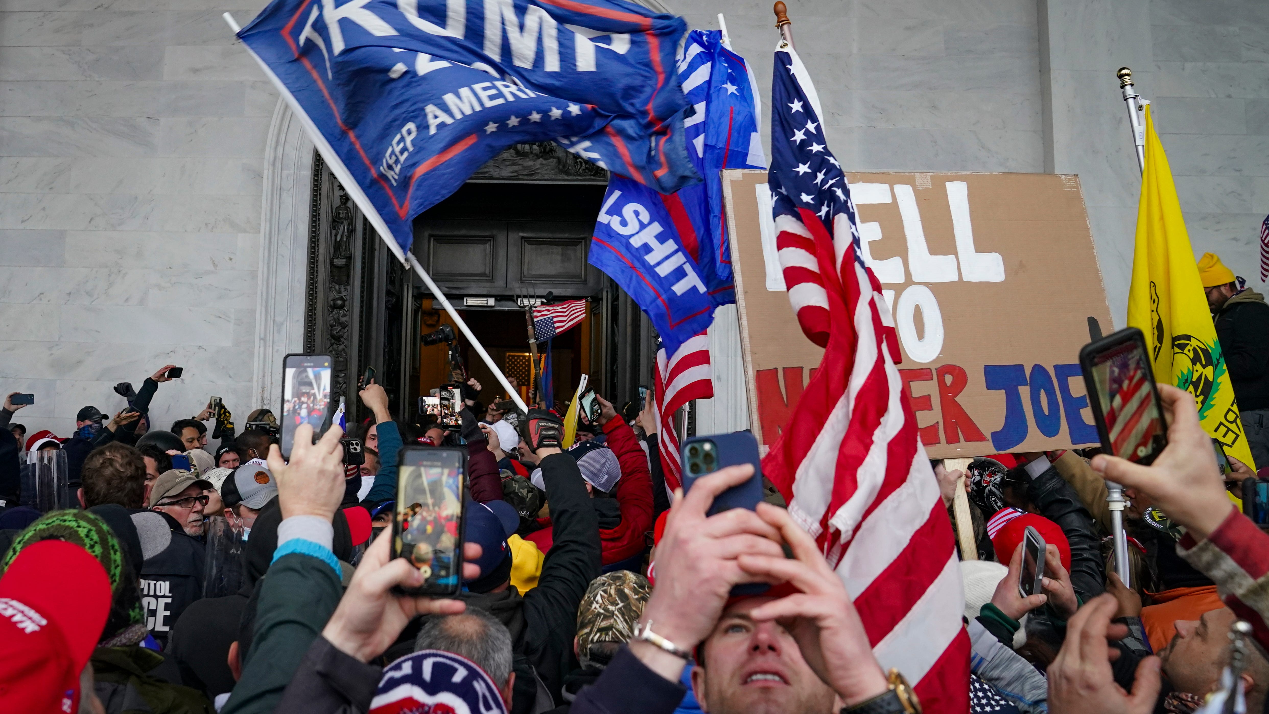Trump backers seek online refuges after big tech backlash
