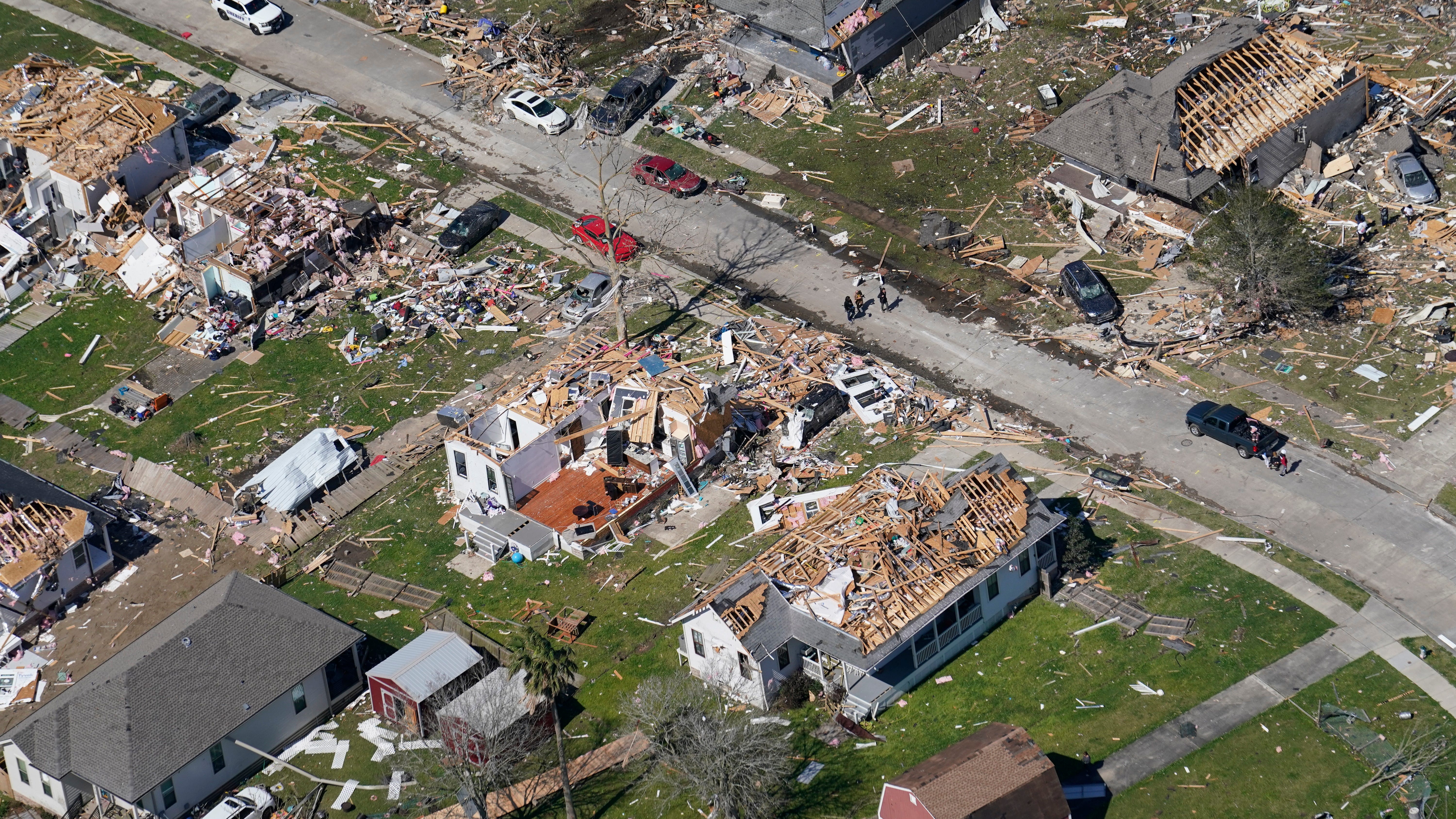 Louisiana sends National Guard to tornado disaster area
