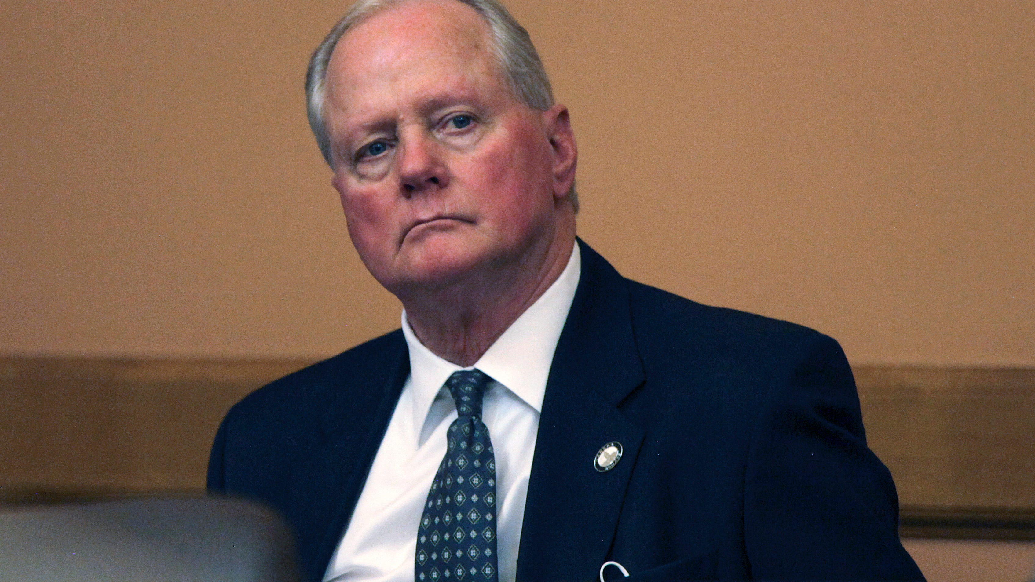 Ex-majority leader jailed for DUI is leaving Kansas Senate