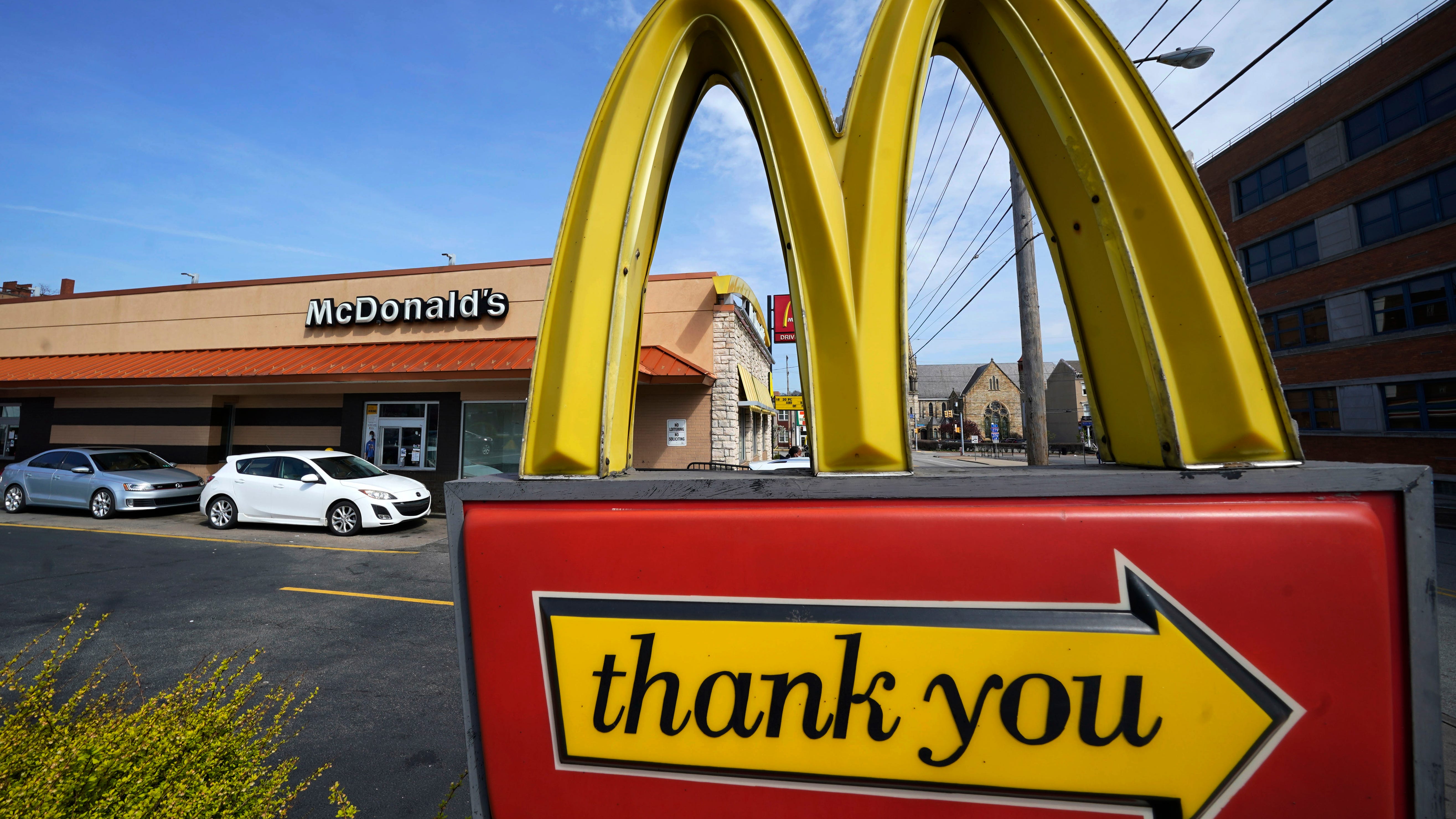 Adult Happy Meals, McRib, feed McDonald's sales in Q4