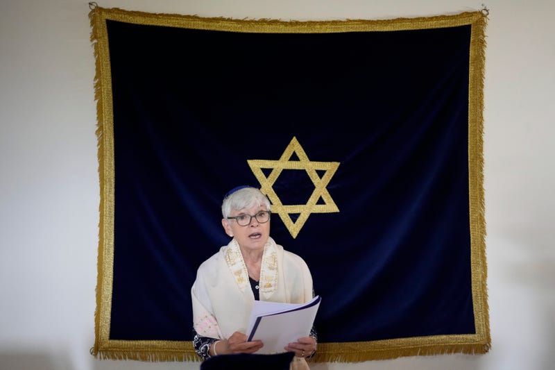 Italy Rabbi Reviving Roots
