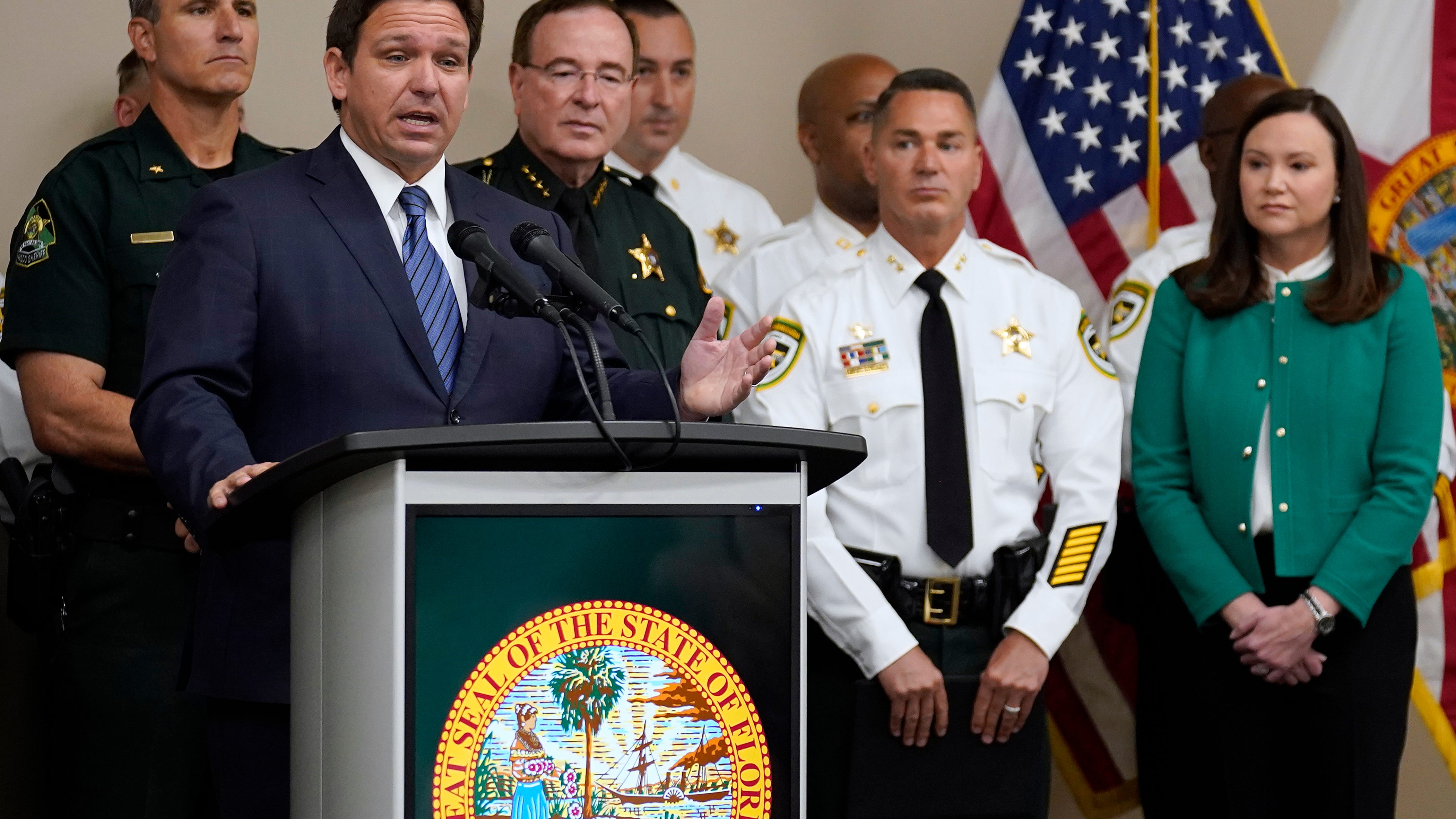 DeSantis suspends elected prosecutor over new abortion law