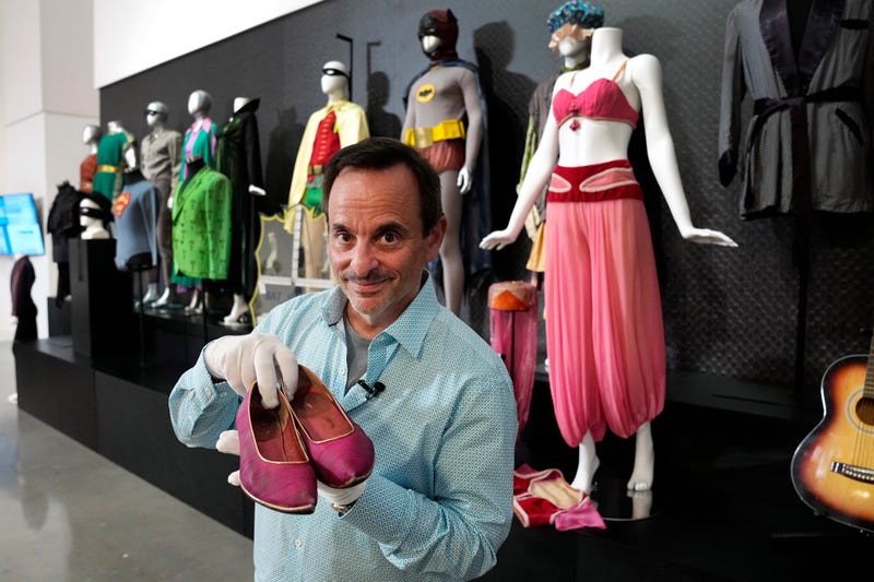 Television Classic Shows Auction