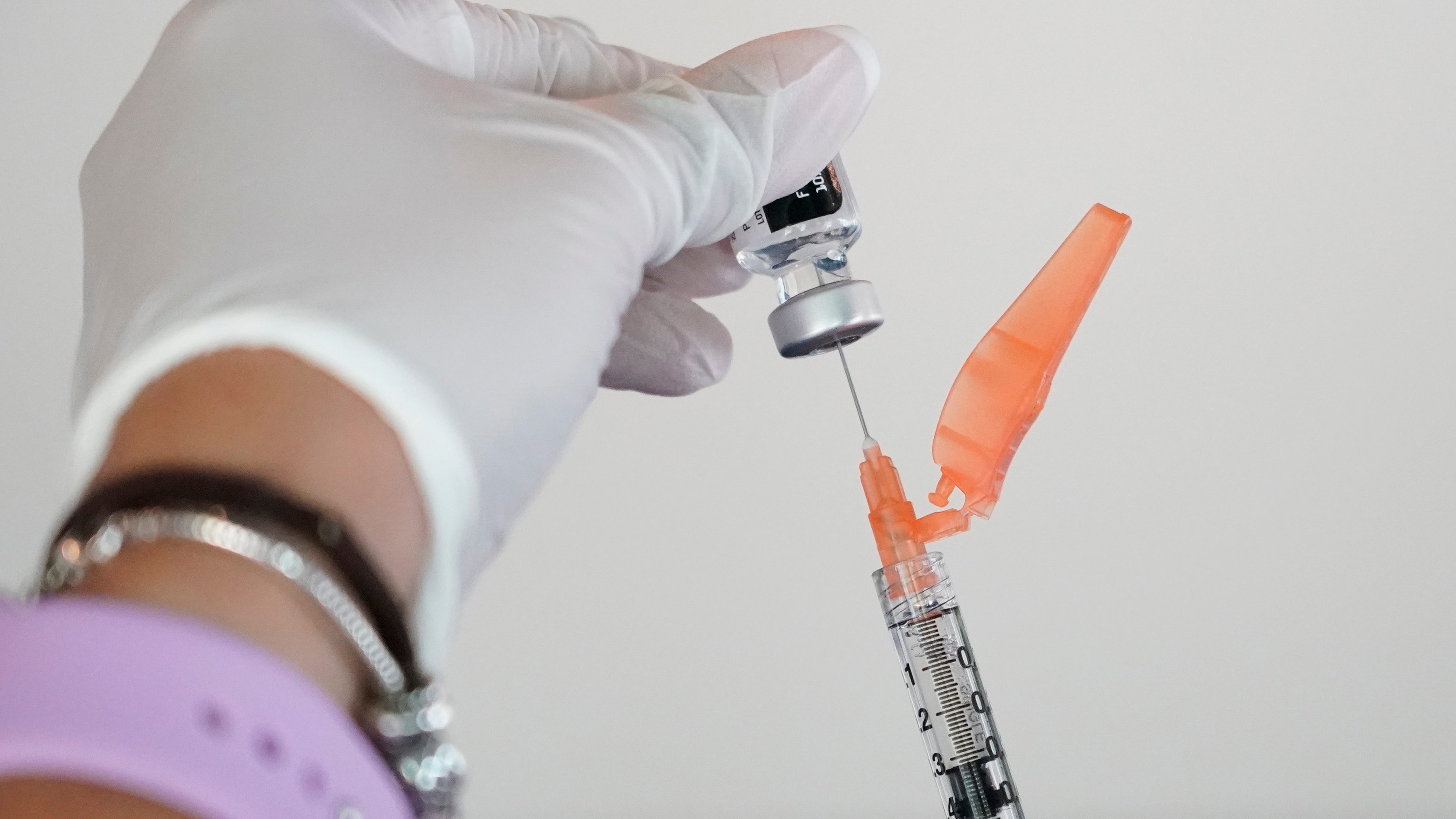 EXPLAINER: Who's eligible for Pfizer booster shots in US?