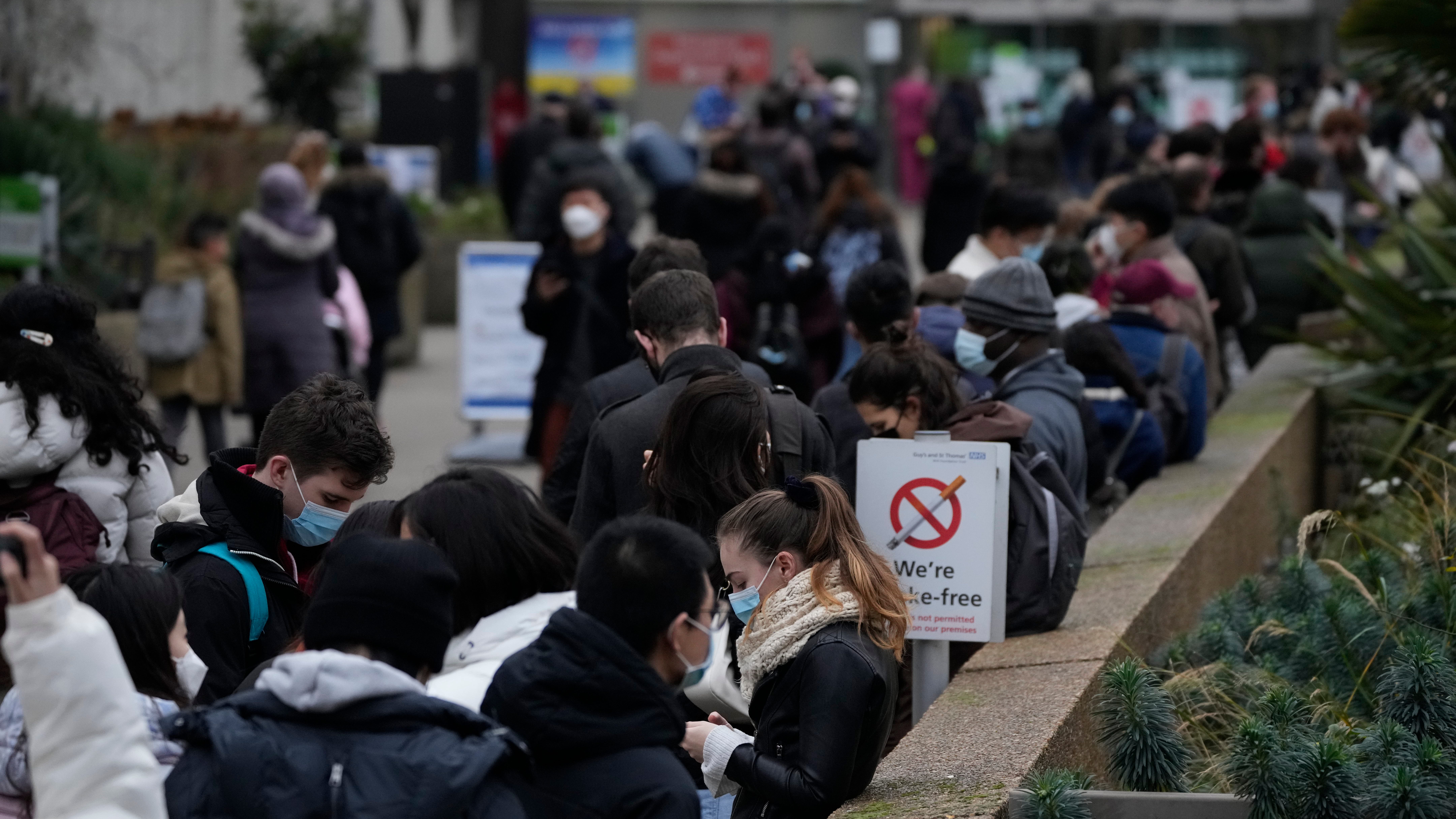 Omicron spreading so fast it threatens Britain's hospitals