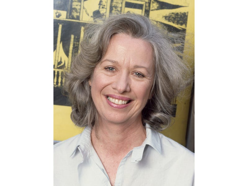 Obit Polly Holliday - 3x2 for APNews
