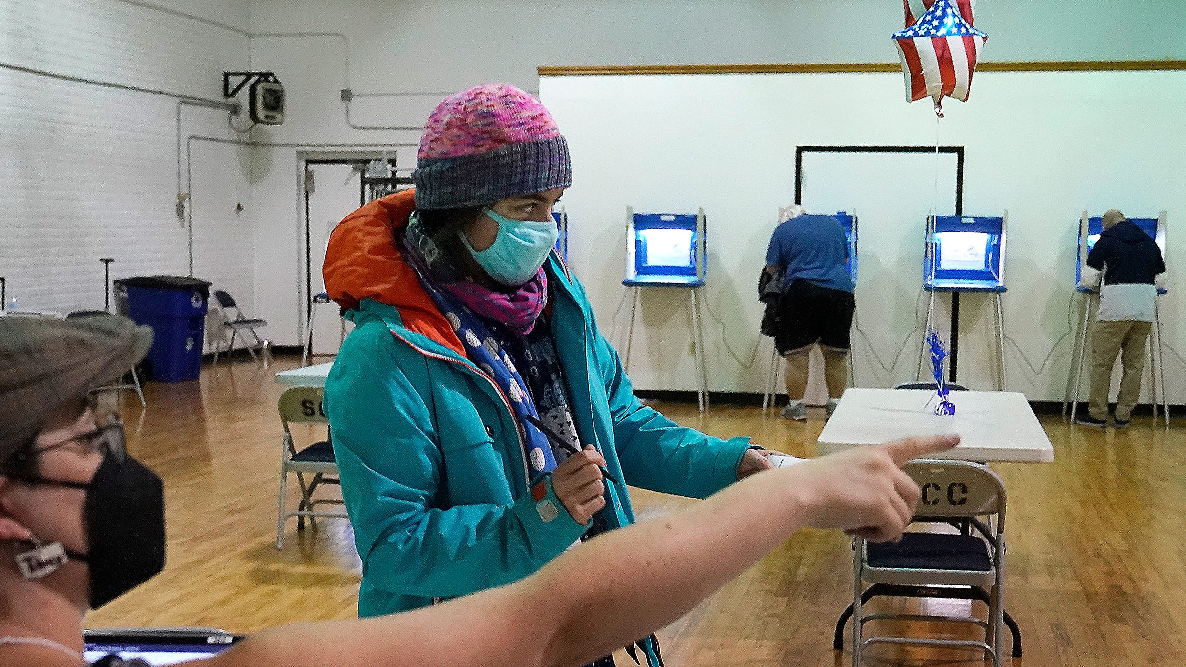 Minneapolis voters weigh fate of police after George Floyd