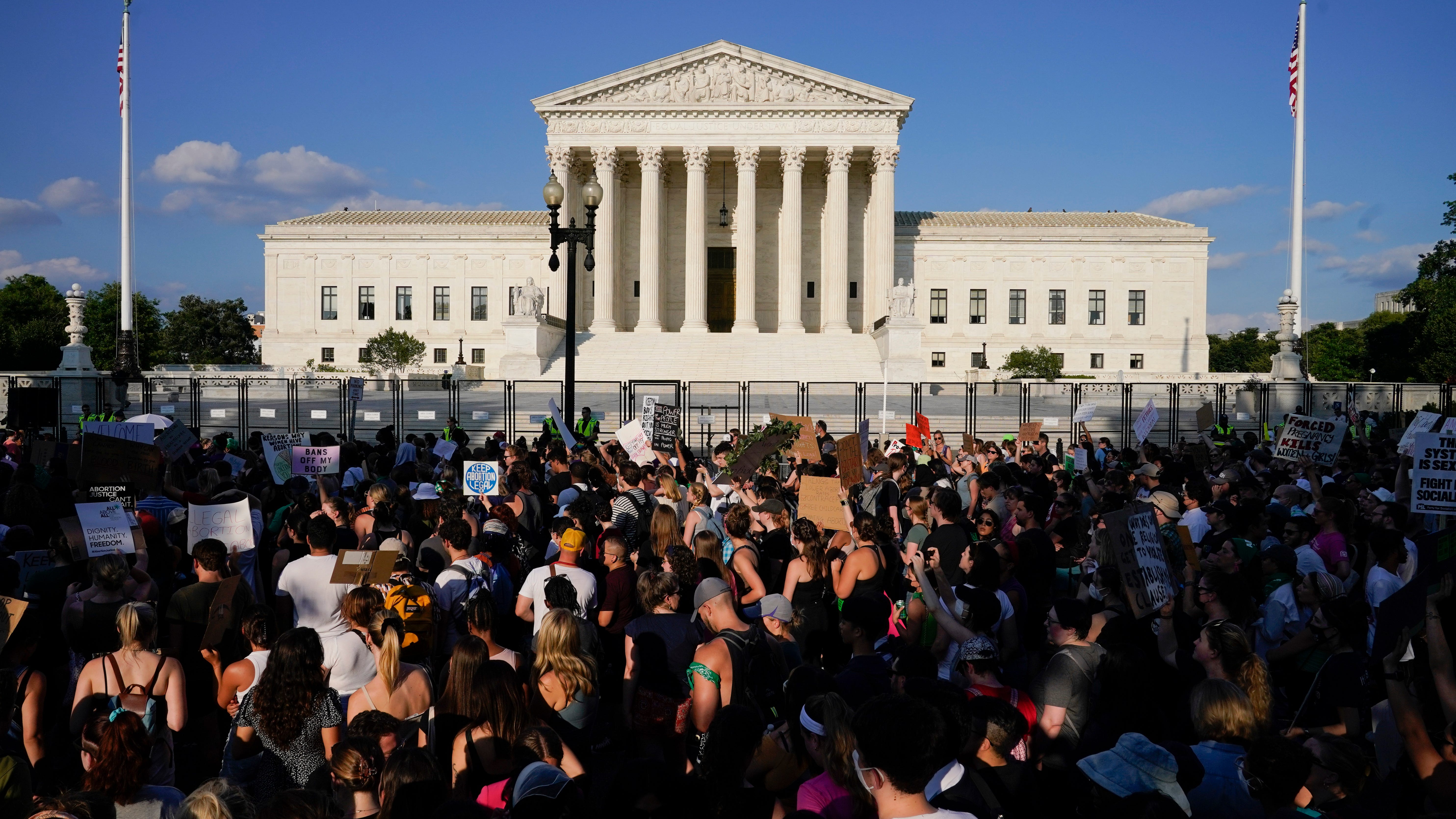 Roe ruling shows complex relationship between court, public