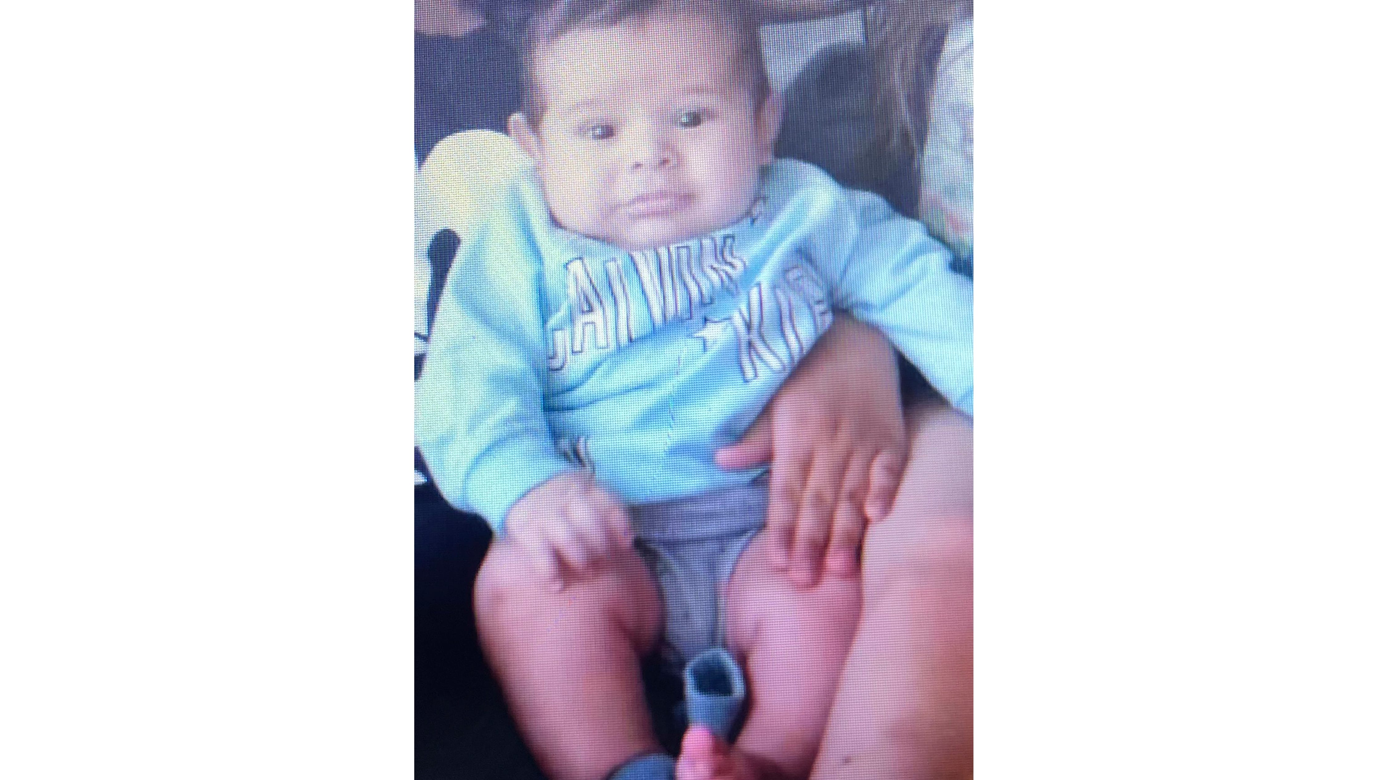 California police, FBI search for baby abducted by stranger