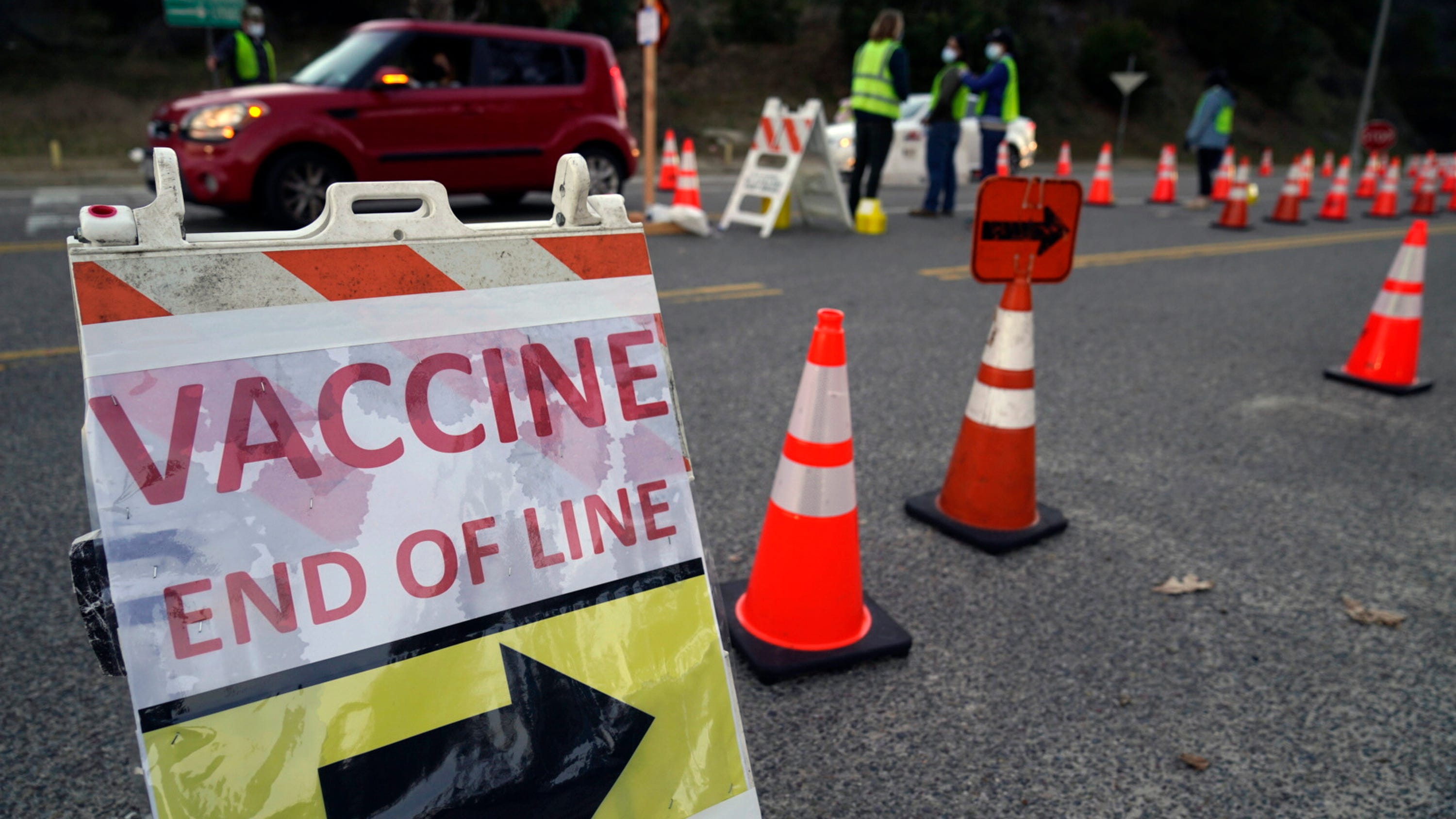 US won't make immigration arrests at virus vaccination sites