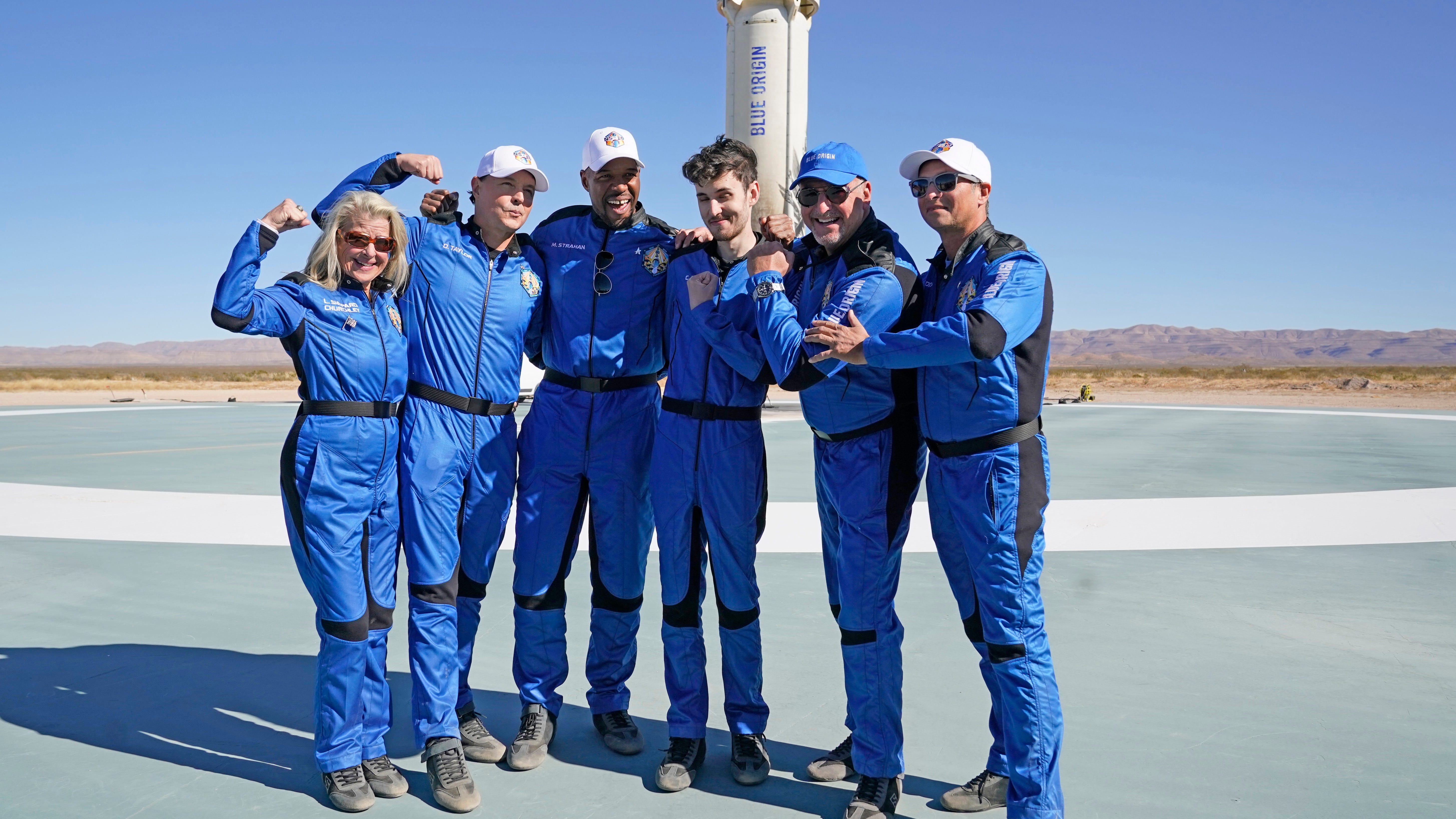 Strahan flies to space with astronaut's daughter: 'Wow!'