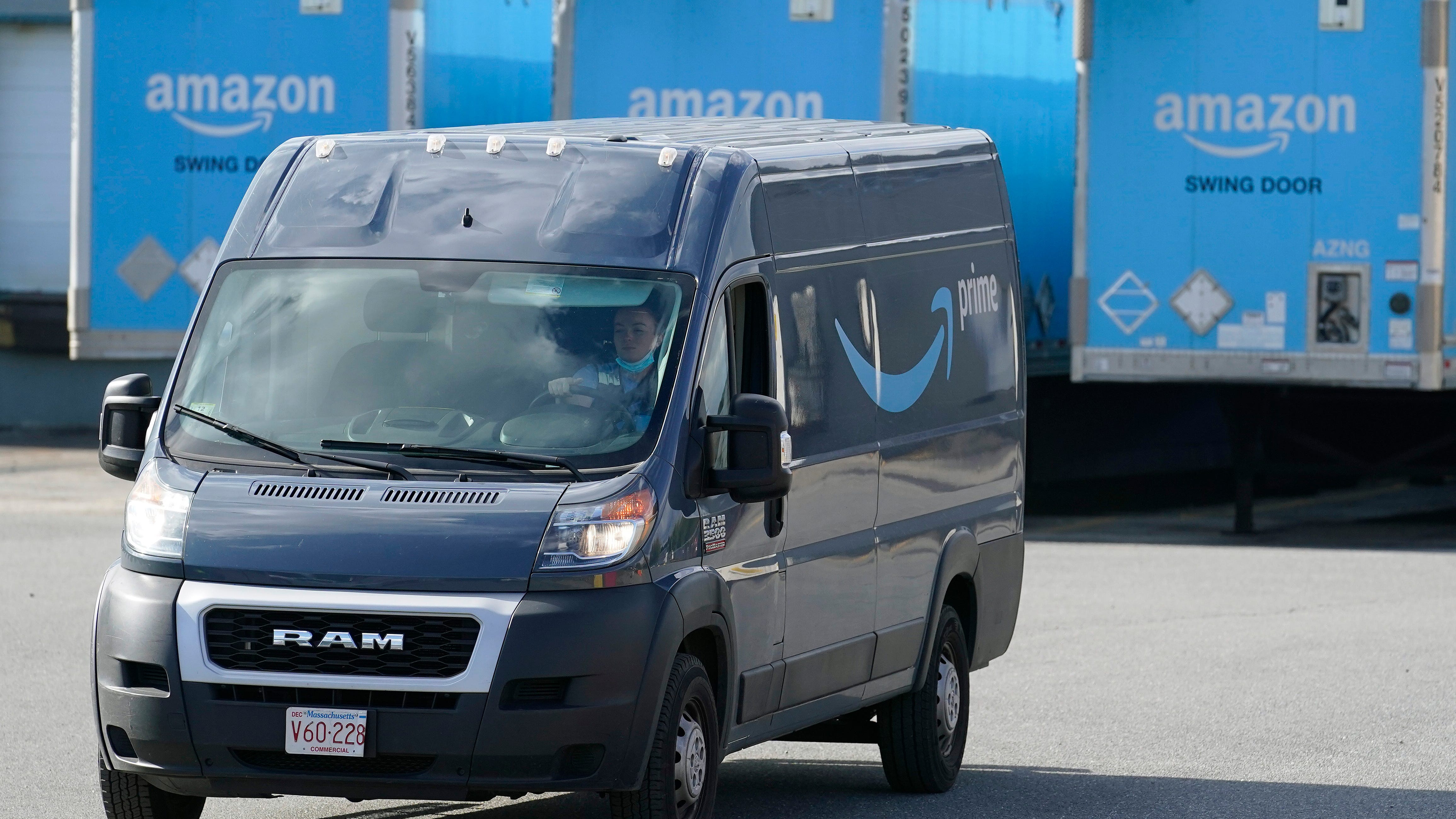 Teamsters aims to step up efforts to unionize Amazon workers