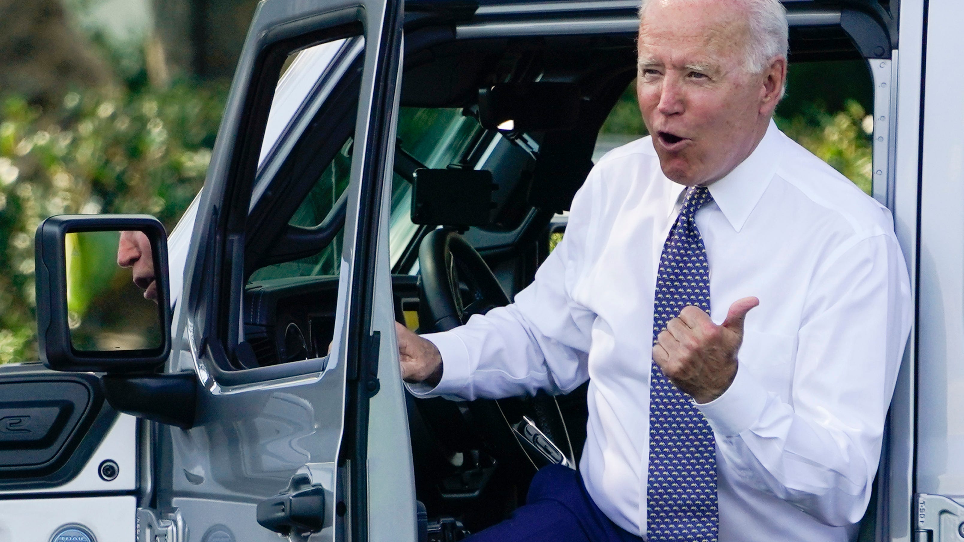 EXPLAINER: The impact of Joe Biden's new fuel economy rules
