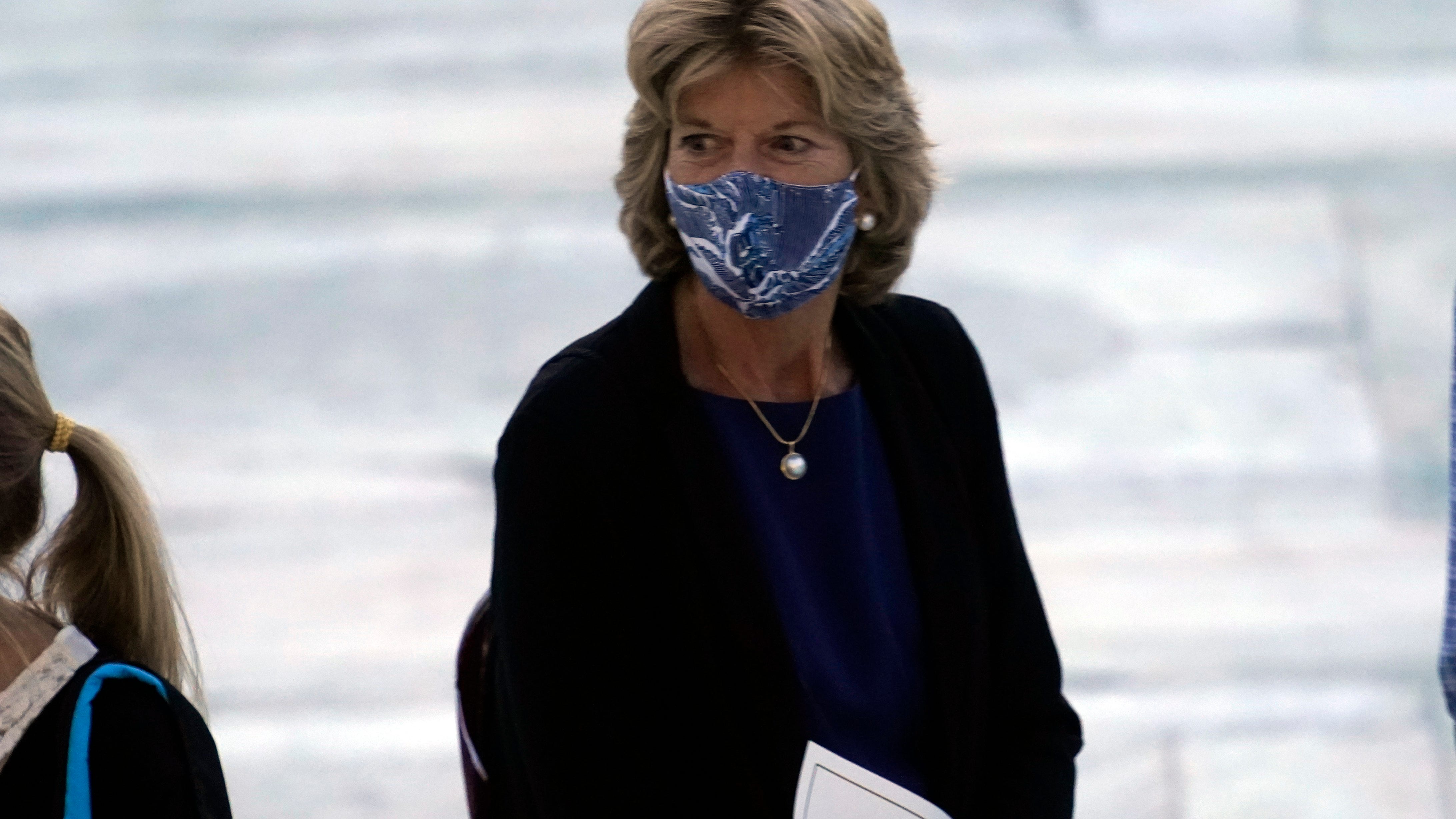 Murkowski's nod gives Barrett extra boost for Supreme Court