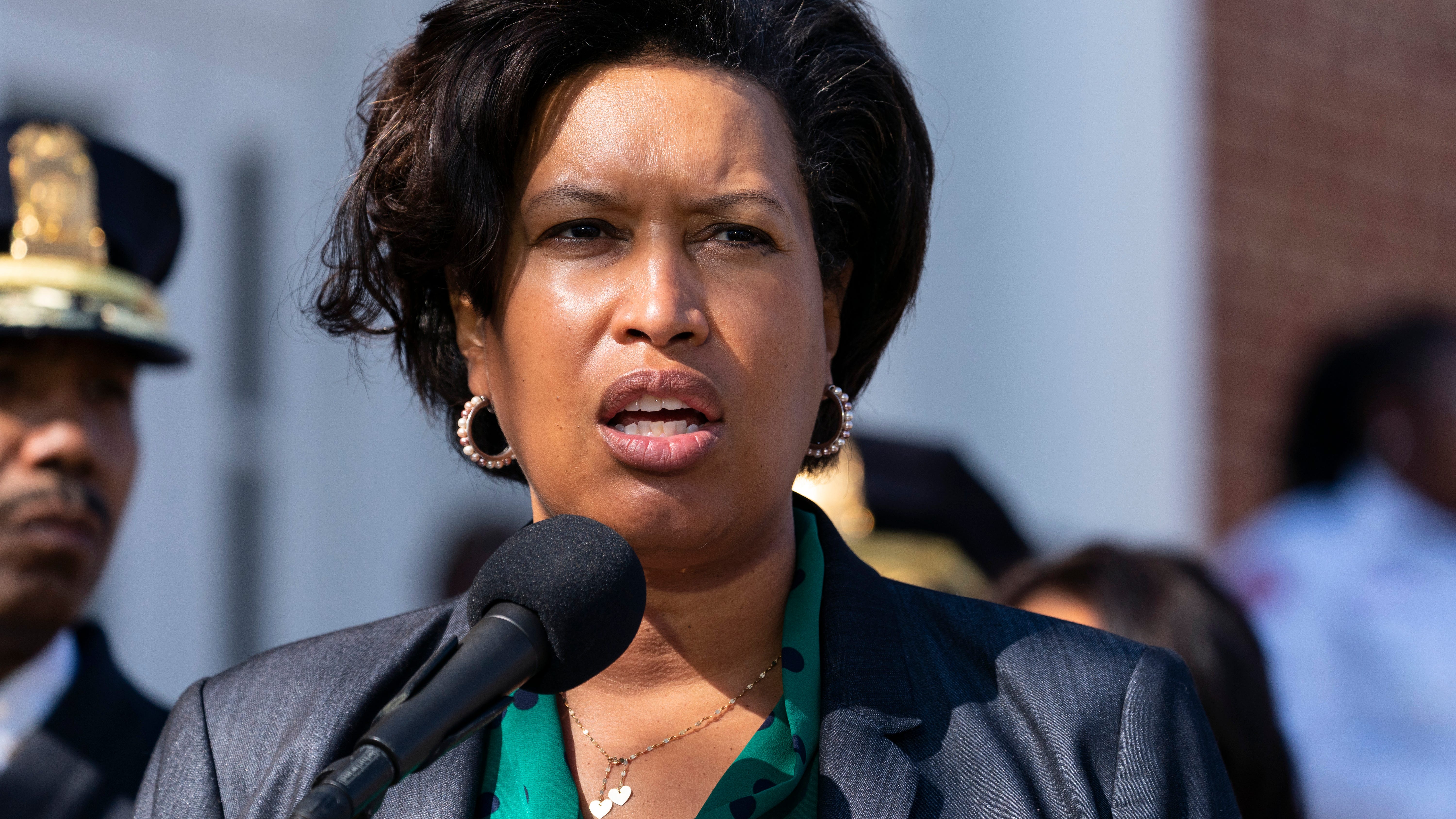 DC mayor tests positive for COVID-19, reports mild symptoms