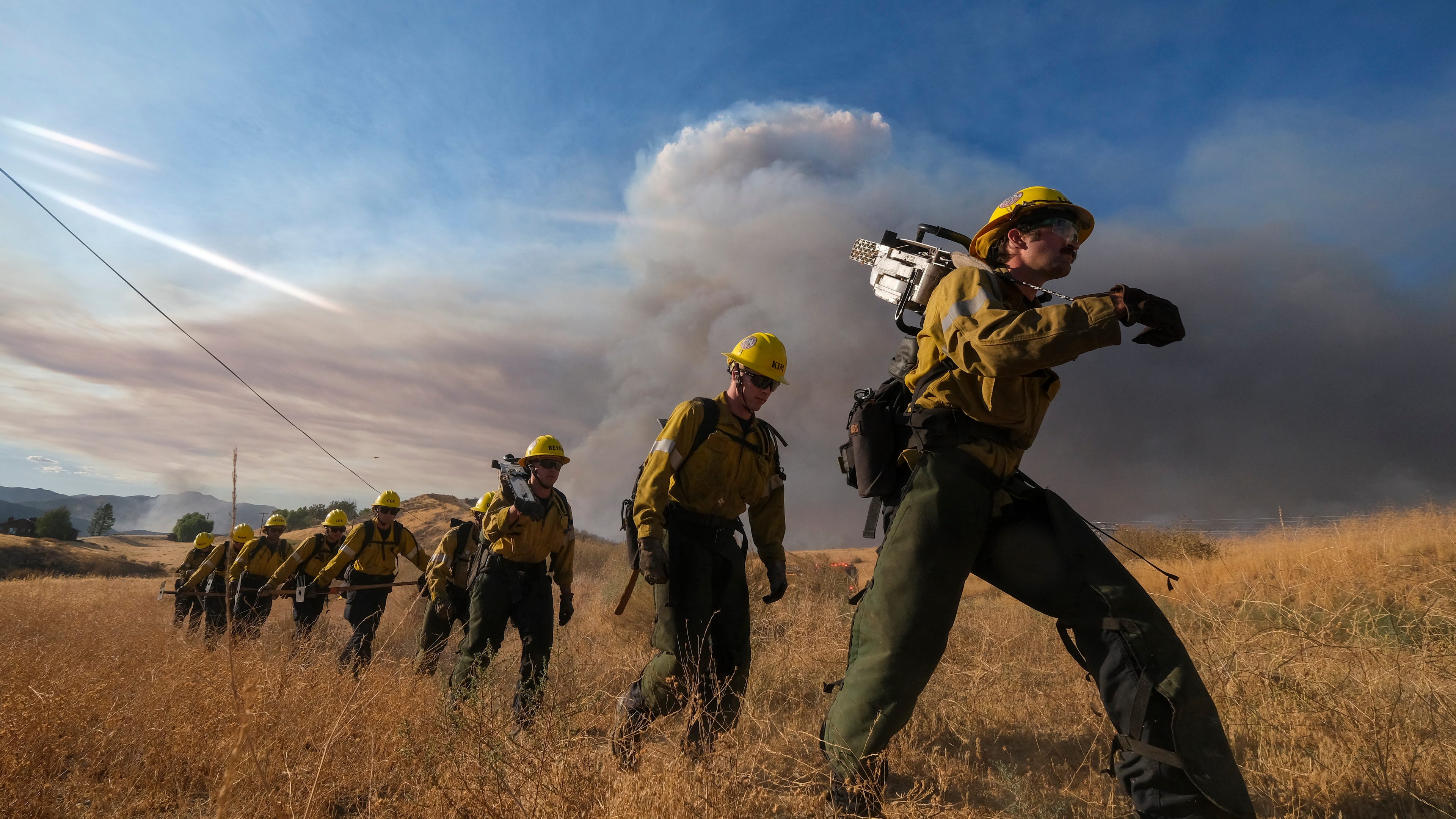 California wildfires prompt evacuations amid heat wave