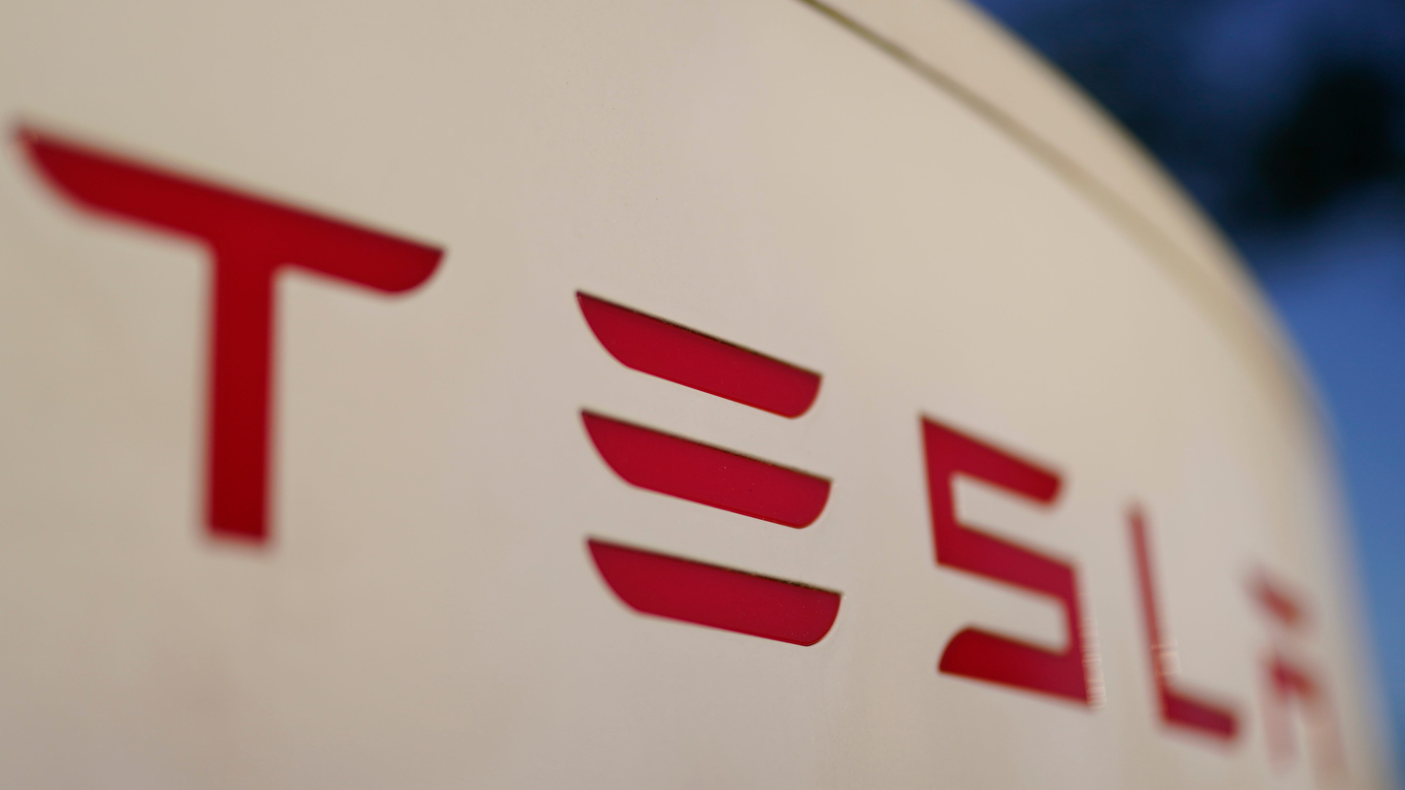 Tesla faces another US investigation: unexpected braking