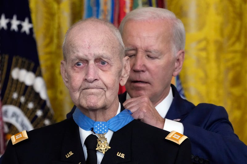 APTOPIX Biden Medal of Honor