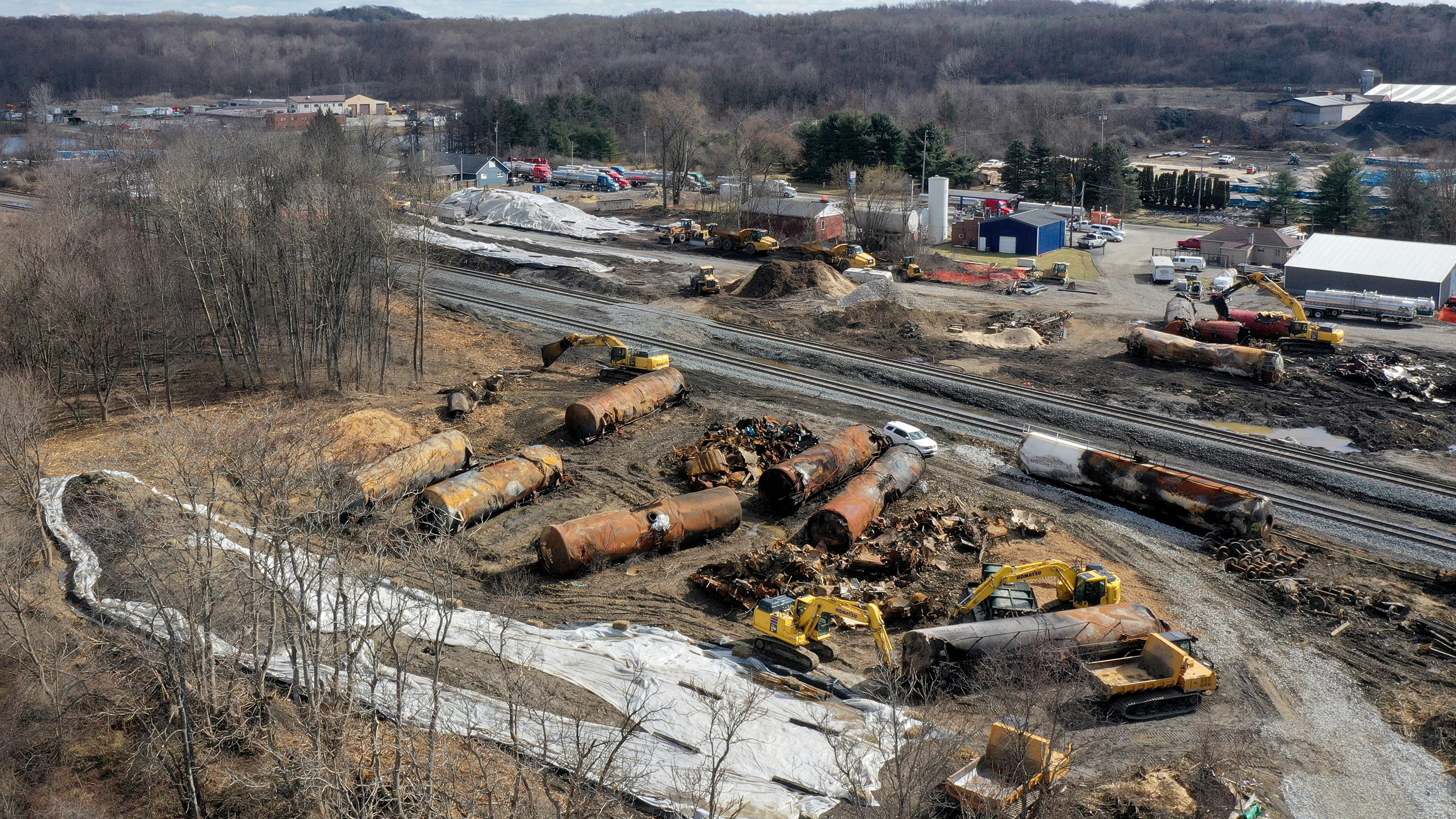 Contaminated waste shipments from Ohio derailment to resume